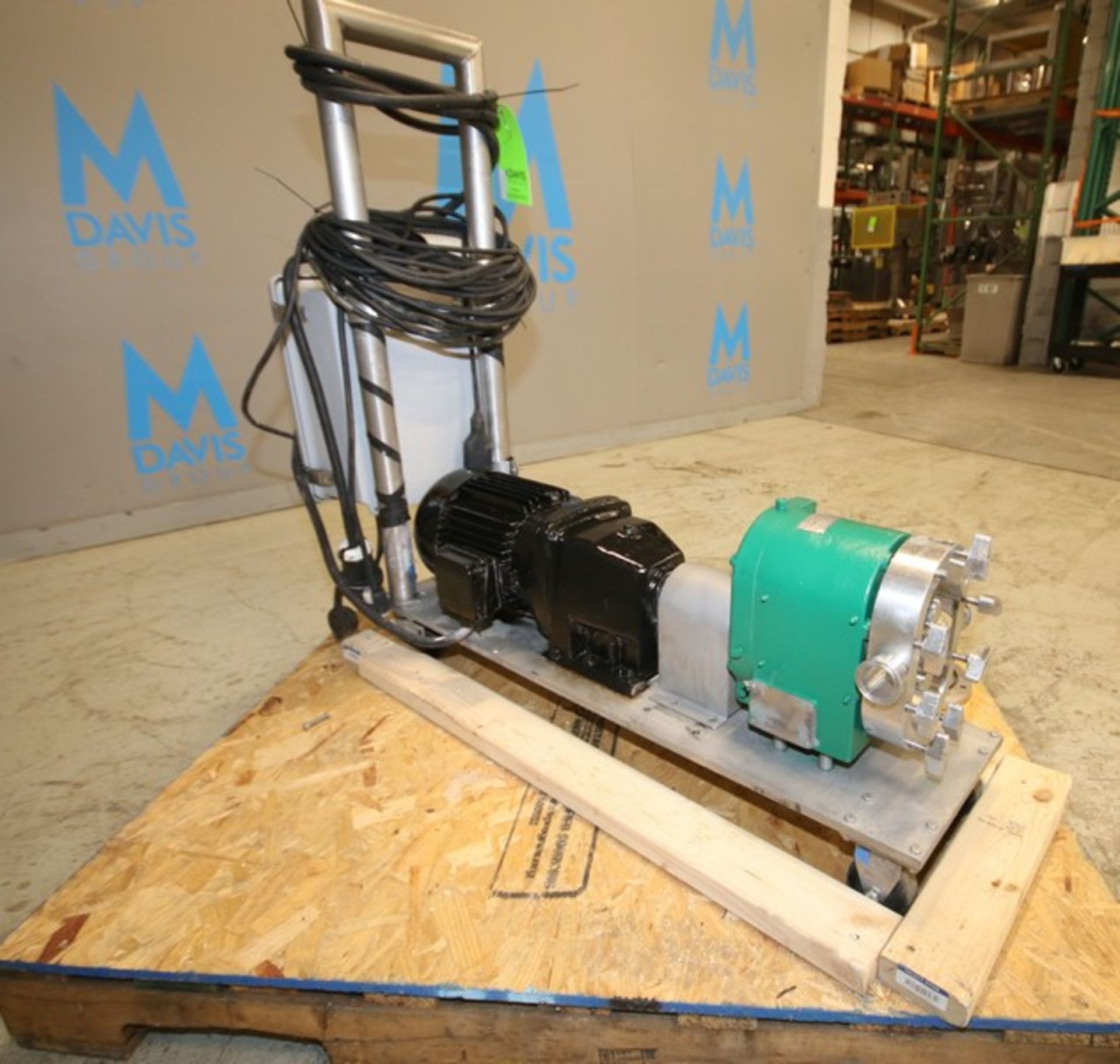 Tri Clover Positive Displacement Pump, Model PR25-1 1/2 - MUC4-SL-S, SN Y1534, with 1 1/2" CT S/S - Image 4 of 10