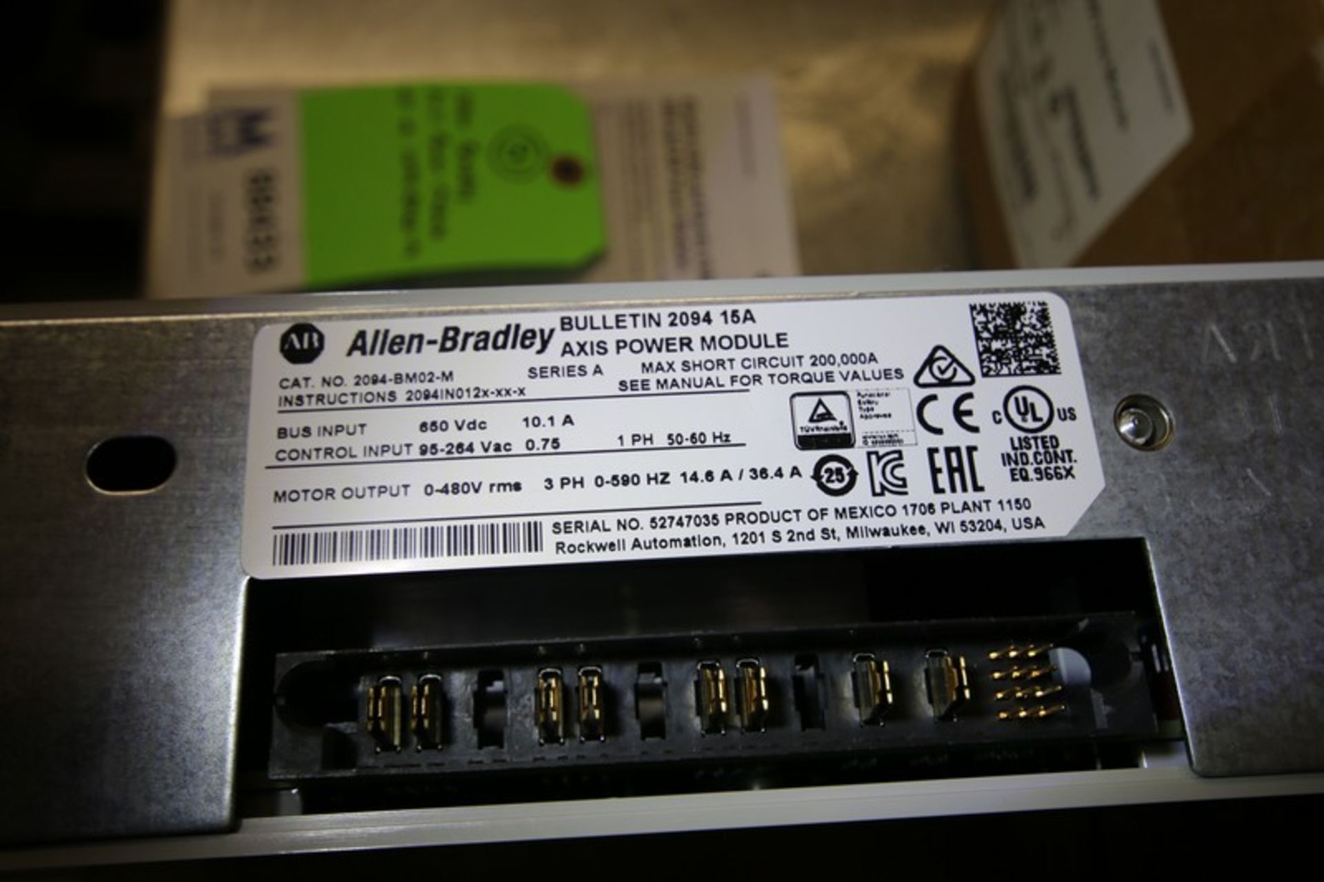 Allen Bradley Kinetix 6200/6500 Servo Drive Axis Module, Cat. No. 2094-BM02-M Series A (INV#88433)( - Bild 3 aus 4