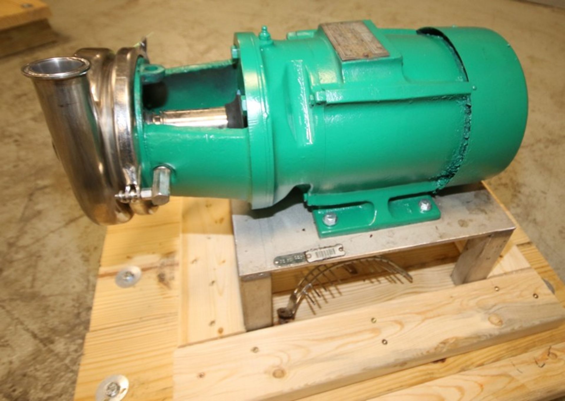 Tri-Clover 3 hp Centrifugal Pump, M/N C218MF18T-S, S/N K6632, with Aprox. 2" x 1-1/2" Clamp Type - Image 4 of 6
