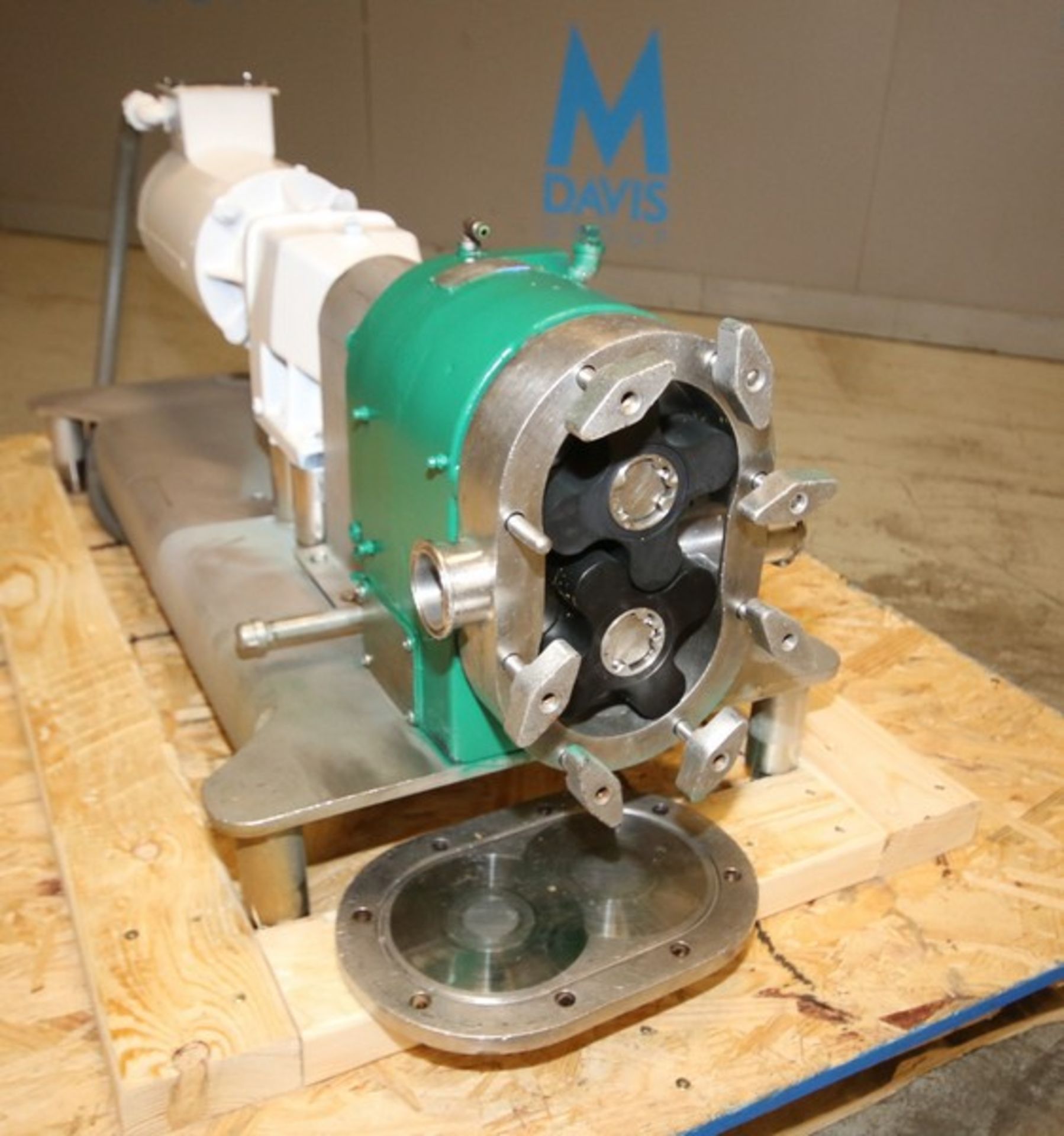 Tri Clover Positive Displacement Pump, Model PR25-1 1/2M-UC4-ST-S, S/N X3883, with 1 1/2" CT Head - Bild 2 aus 10