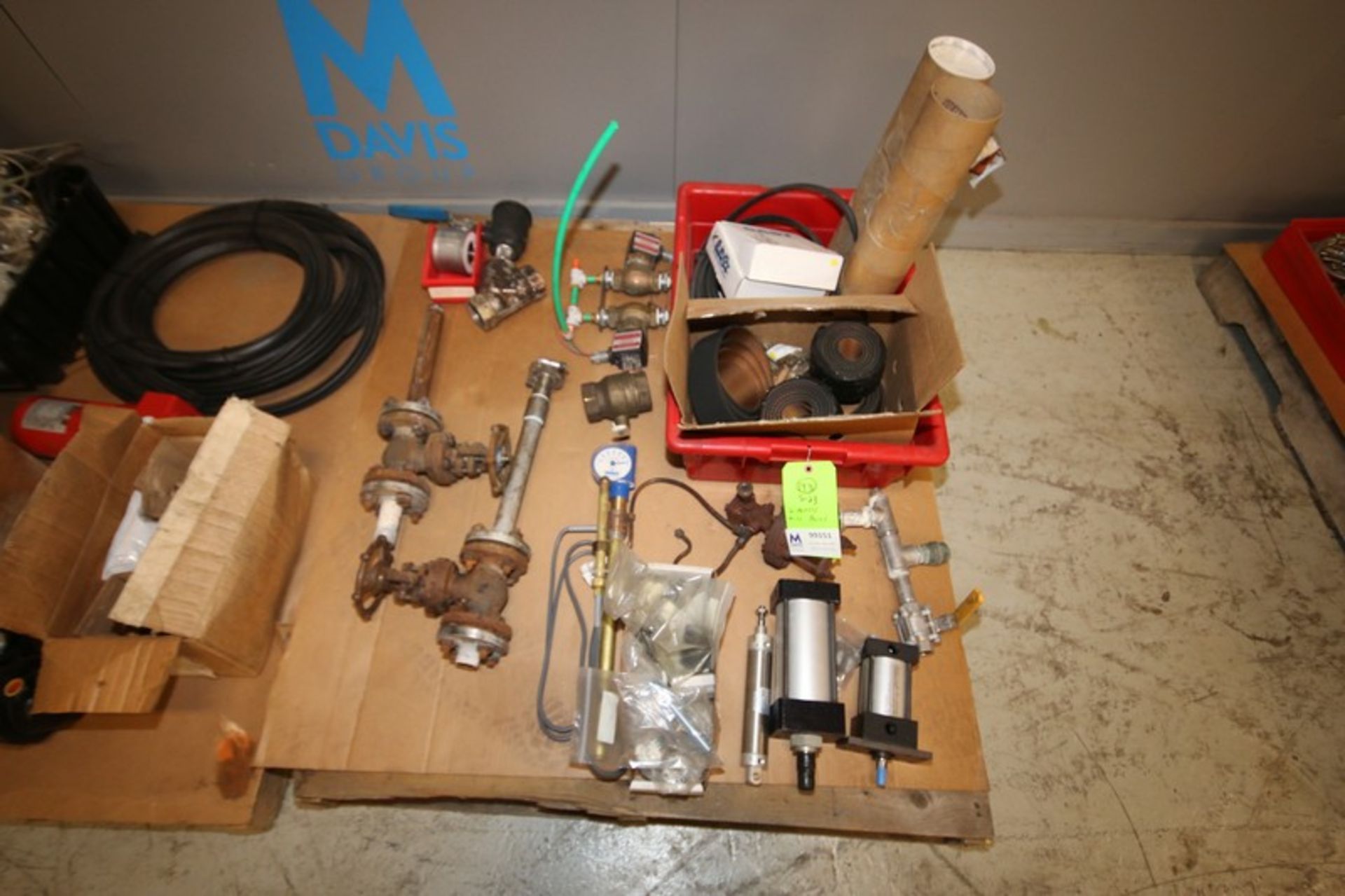 Lot of (2) Pallets of Assorted Parts, Including Air Cylinders, Parker & Wilkerson Filters, Brass & - Image 2 of 3