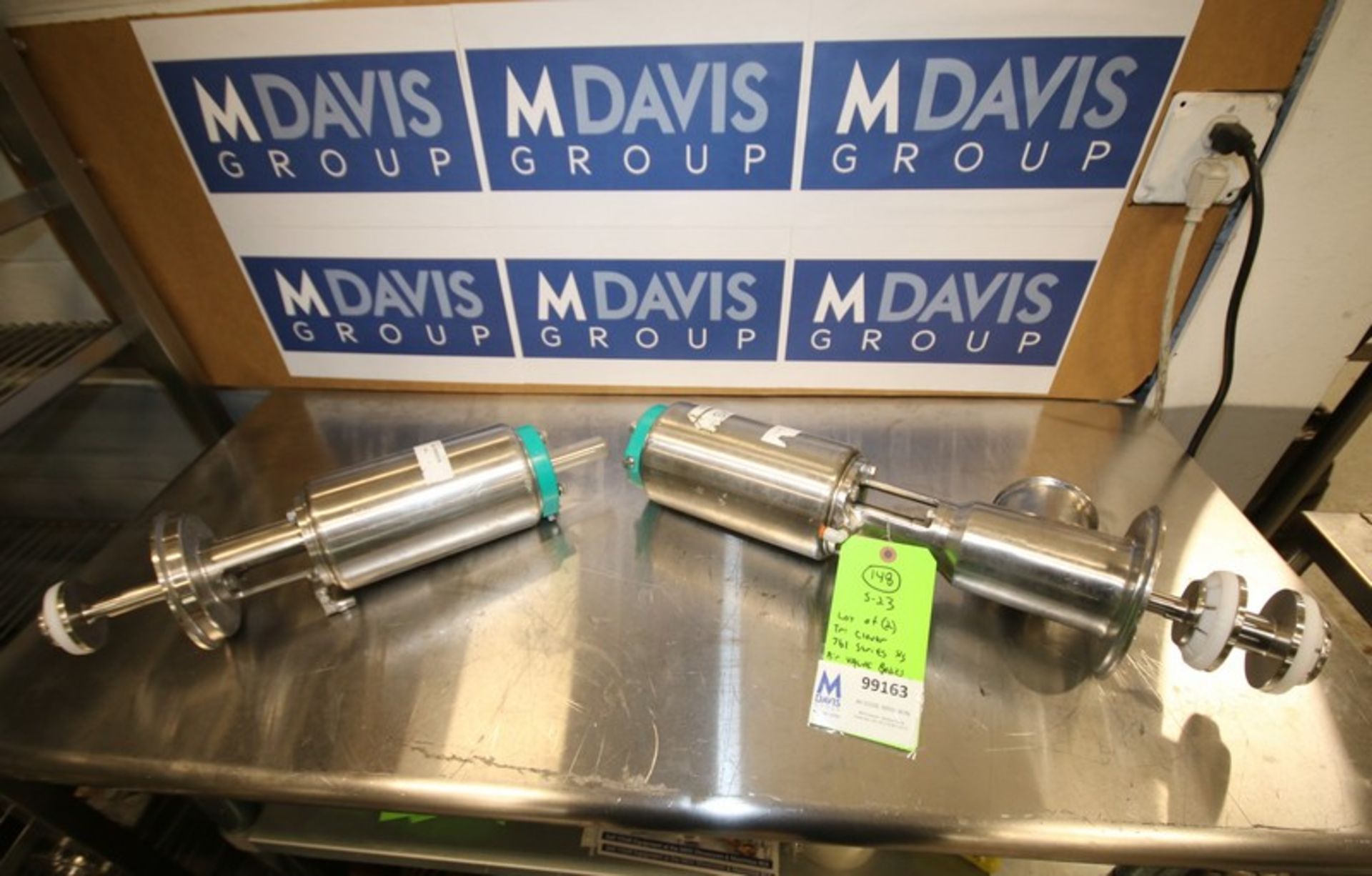 Lot of (2) Tri Clover 761 Series S/S Air Valve Bodies (INV#99163) (Located @ the MDG Auction