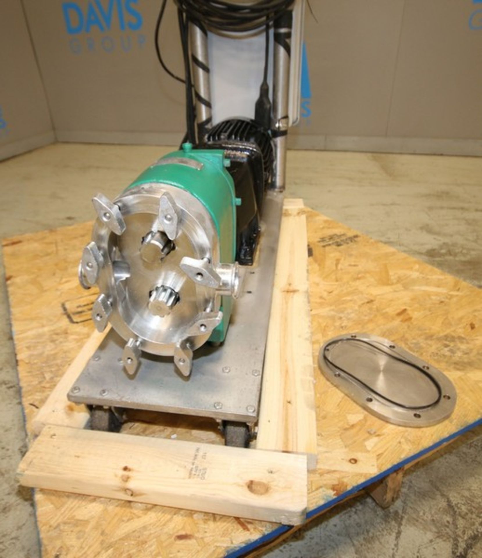 Tri Clover Positive Displacement Pump, Model PR25-1 1/2 - MUC4-SL-S, SN Y1534, with 1 1/2" CT S/S - Image 3 of 10