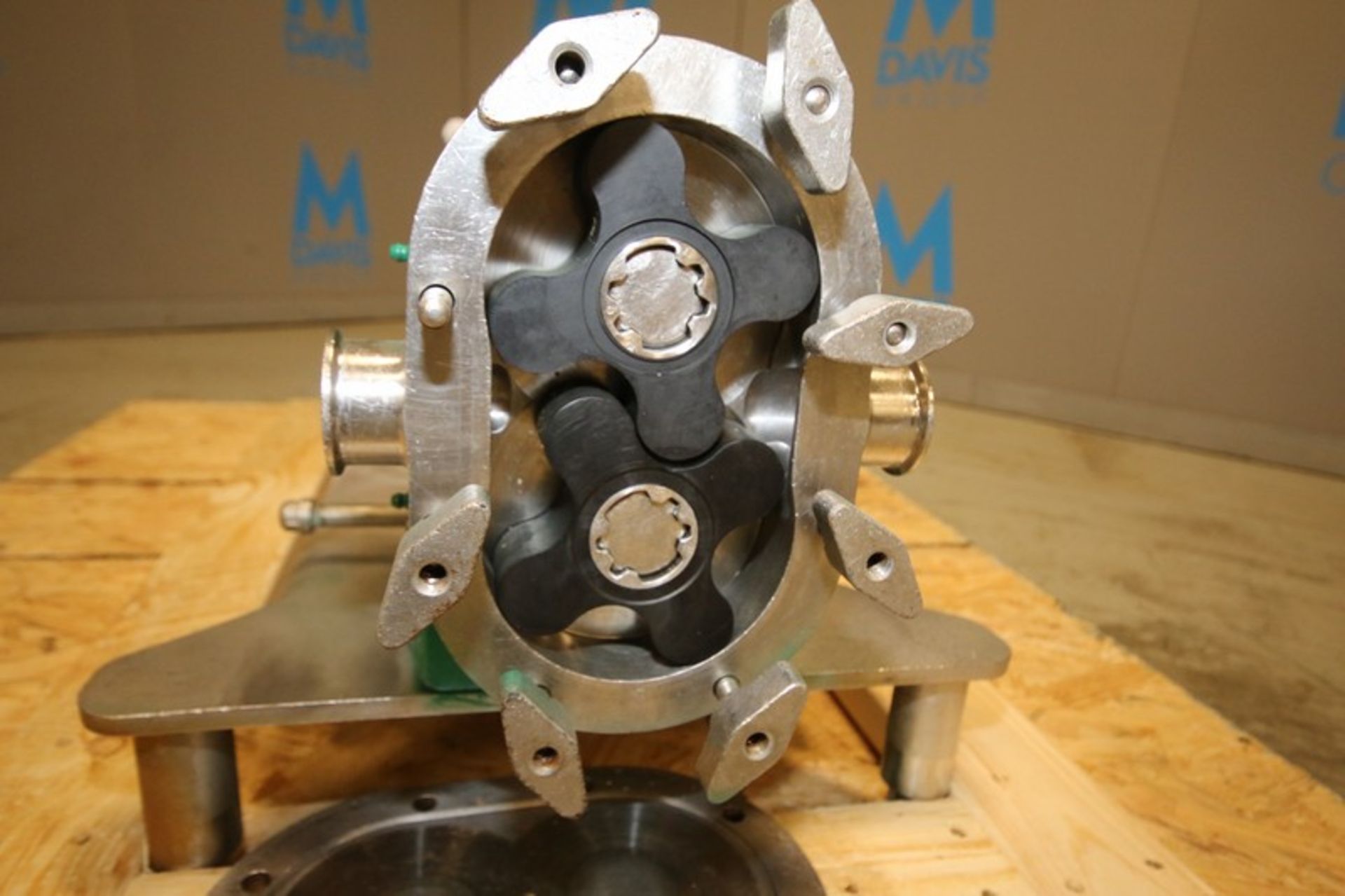 Tri Clover Positive Displacement Pump, Model PR25-1 1/2M-UC4-ST-S, S/N X3883, with 1 1/2" CT Head - Bild 3 aus 10
