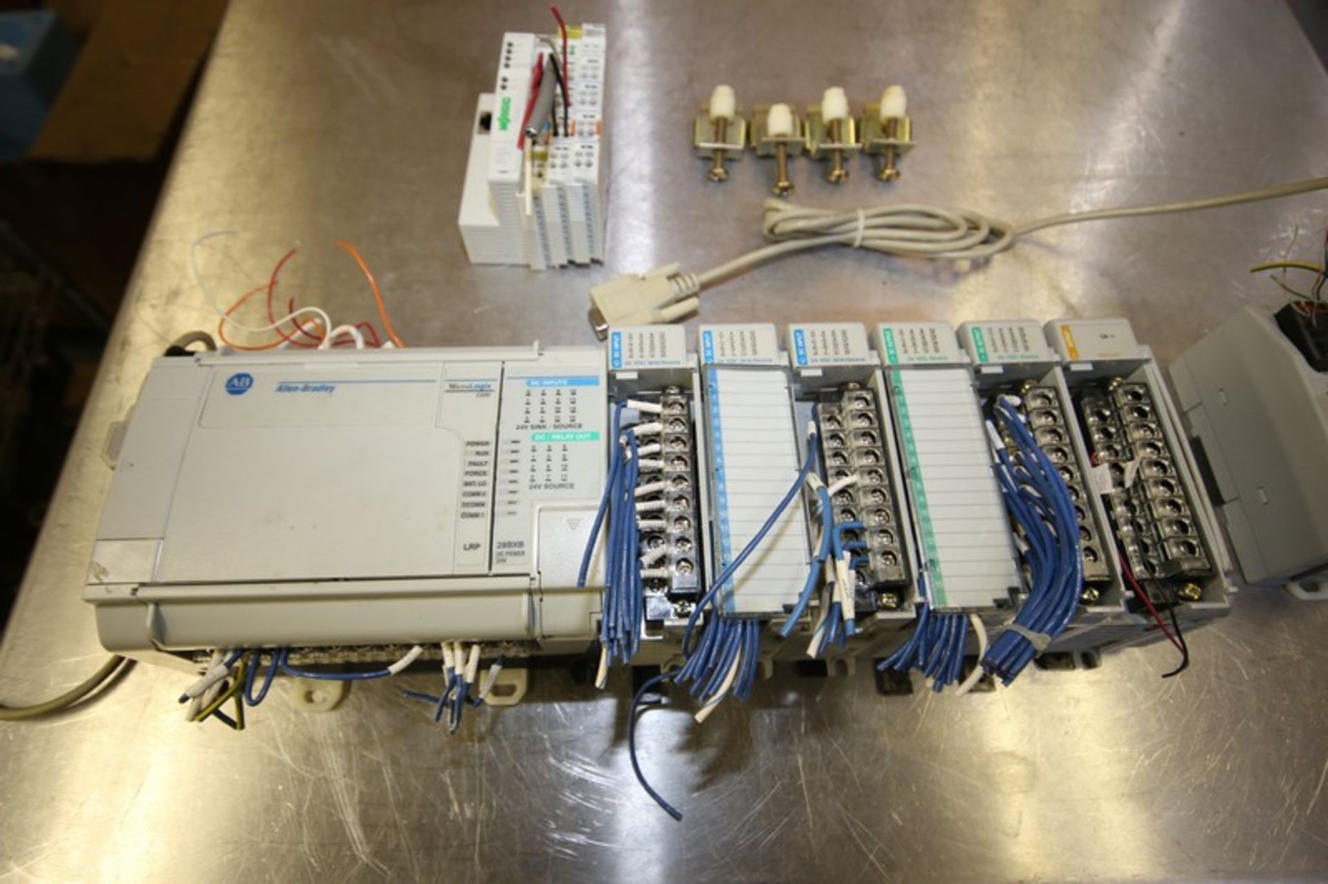 Allen Bradley Micro Logix 1500 PLC Controller Cat. No. 1769-ECR, Series A, with (6) Input & Outputs, - Image 2 of 5