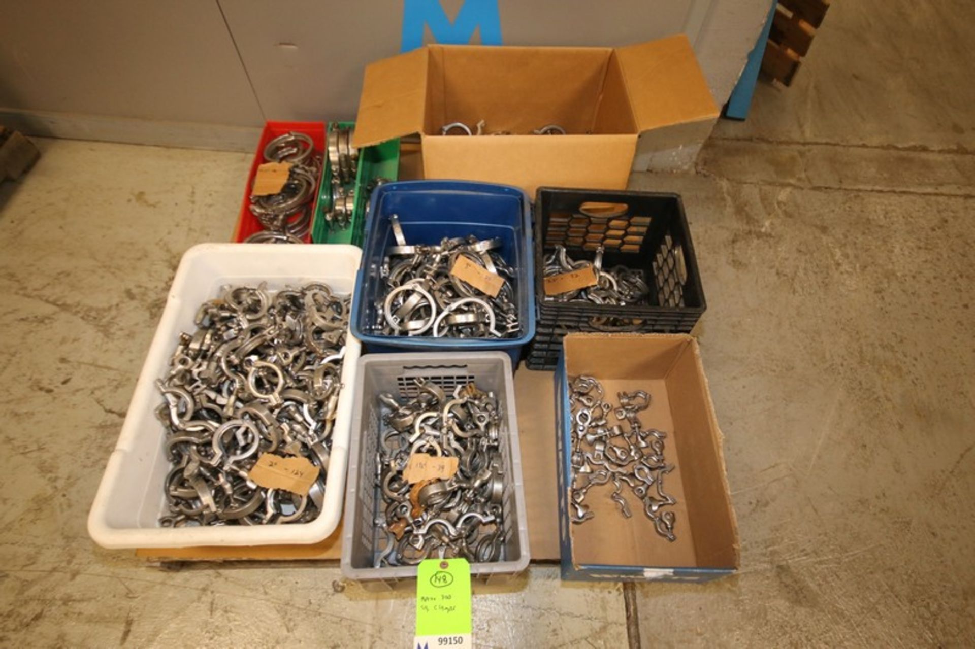 Aprox. 300 - 1", 1.5", 2.5", 3" & 4" Assorted S/S Clamps, Includes a Box Broke or Missing Parts