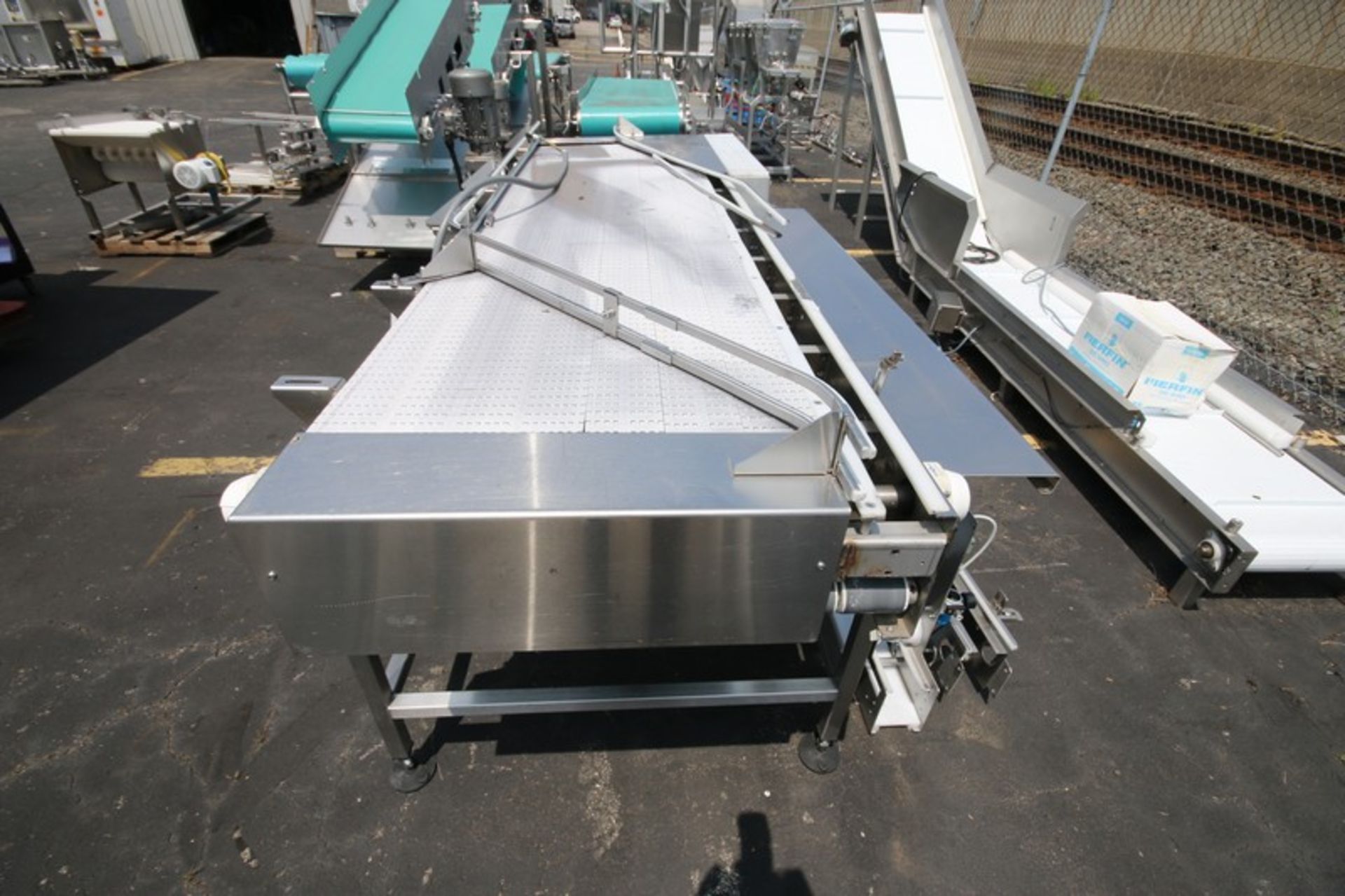 Aprox. 10' L x 4' W x 39" H S/S Product Accumulation Conveyor / Pack off Table with 28.5" W Intralox - Image 4 of 5
