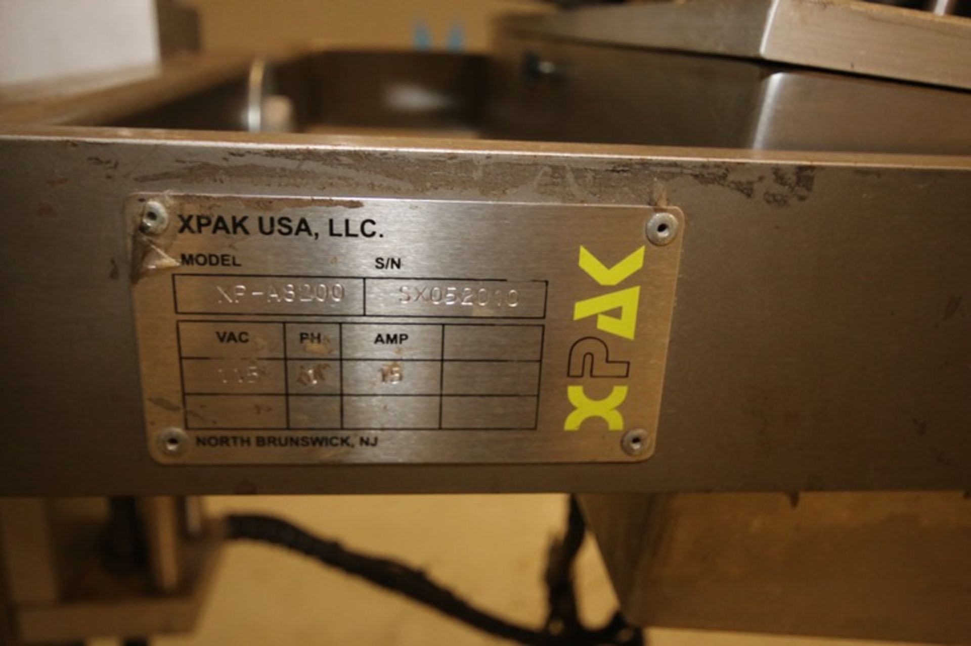 XPak Roll Fed Labeler, Model XP-A8200, SN SX052010, 115V, Mounted on Stand with Top Mounted Sato M- - Bild 8 aus 8