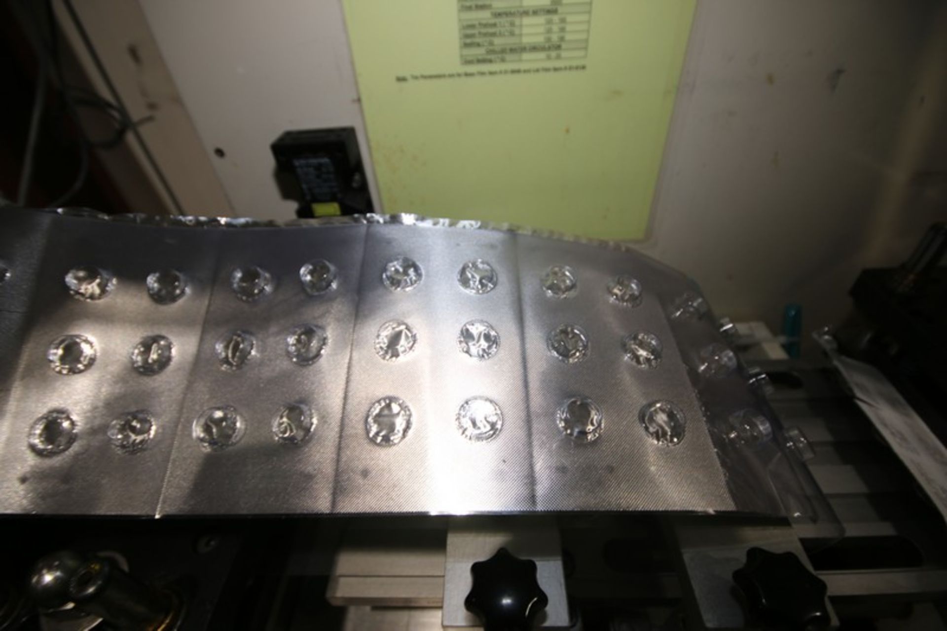 Klocker Medipak Blisterpack Machine, Type CP-2, SN 033, Set up with 5.75" W Foil Roll, with - Bild 10 aus 20