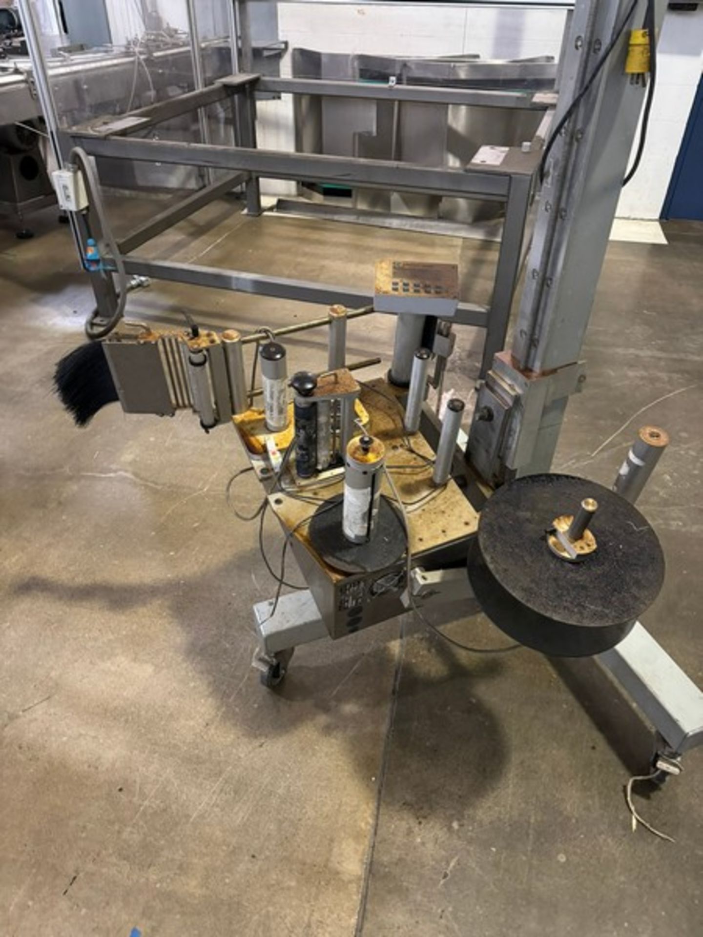 Label-Aire Portable Labeler, M/N 3115, 120 Volts, Mounted on Casters (LOCATED IN WAVERLY, IA) - Image 3 of 4