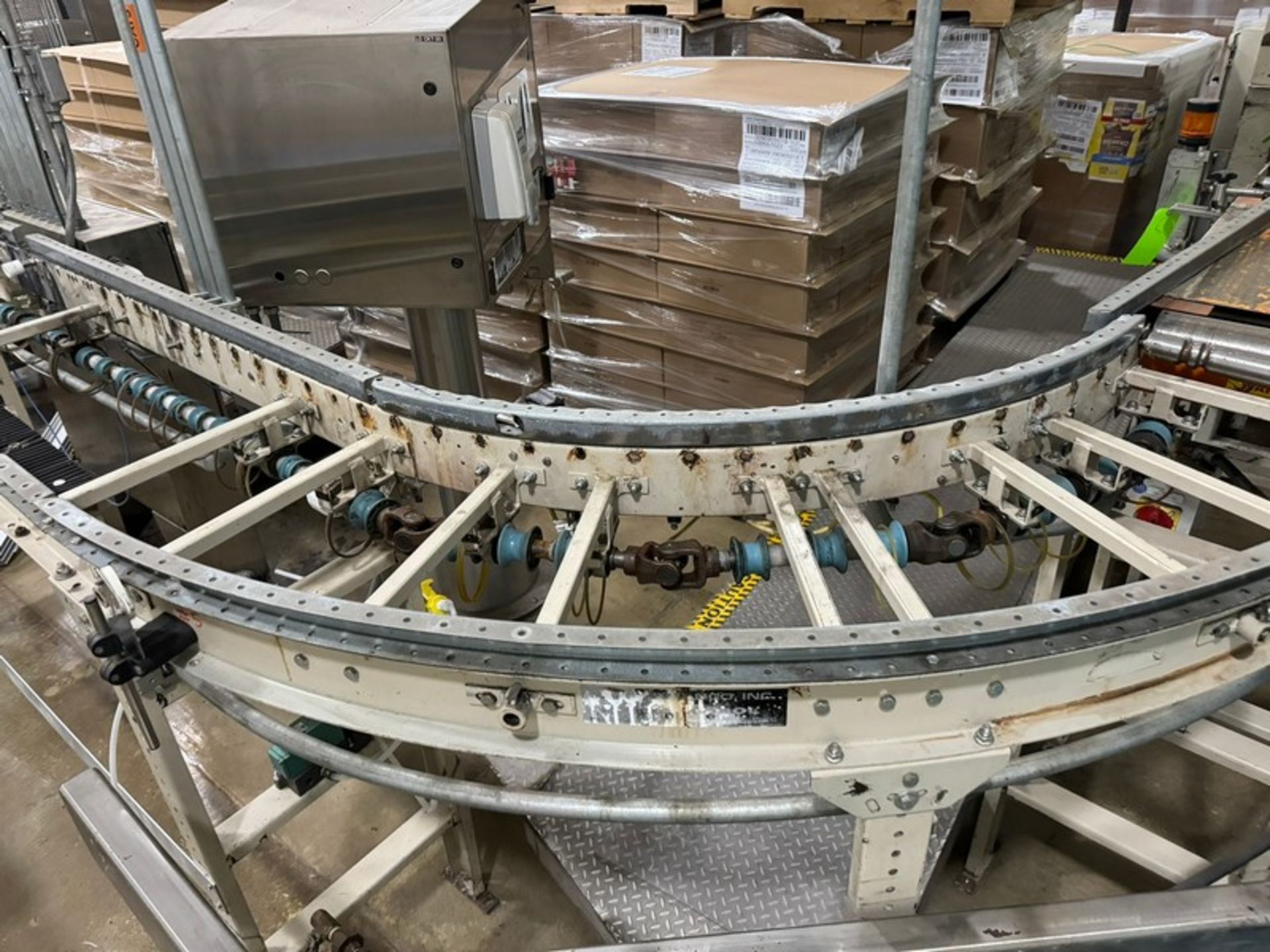 ERMANCO Inc. Roller Conveyor Bed, 180 Degrees Infeed to ARPAC (NOTE: Missing Rolls) (LOCATED IN - Bild 4 aus 6