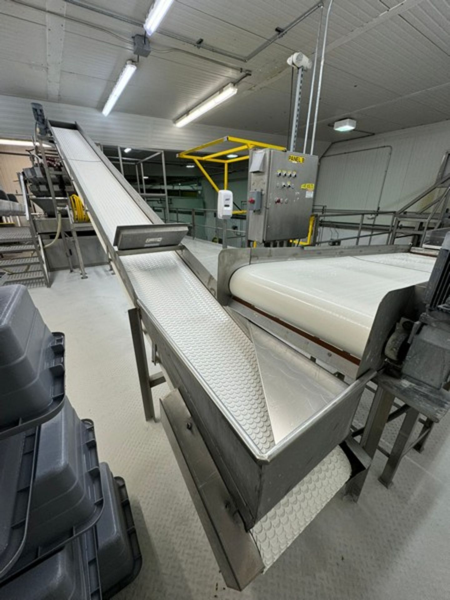 Incline Transfer Conveyor, with Aprox. 18” W Belt, with S/S Infeed Sides, Peak to Floor Dims.: