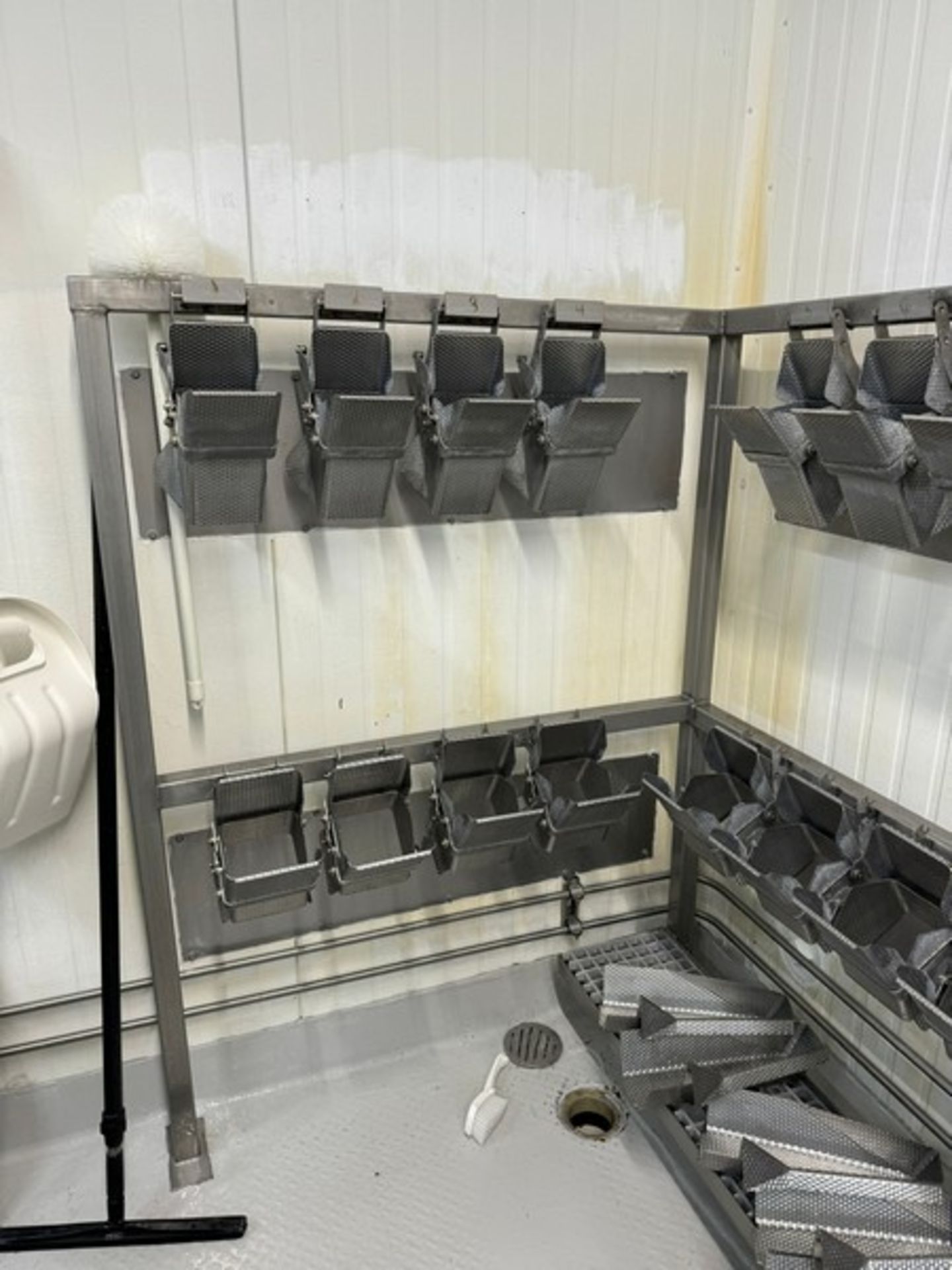 S/S Scale Bucket Cleaning & Drying Rack, S/S Design, Wall Mounted (LOT SUBJECT TO BULK BID LOT 50)( - Image 3 of 4