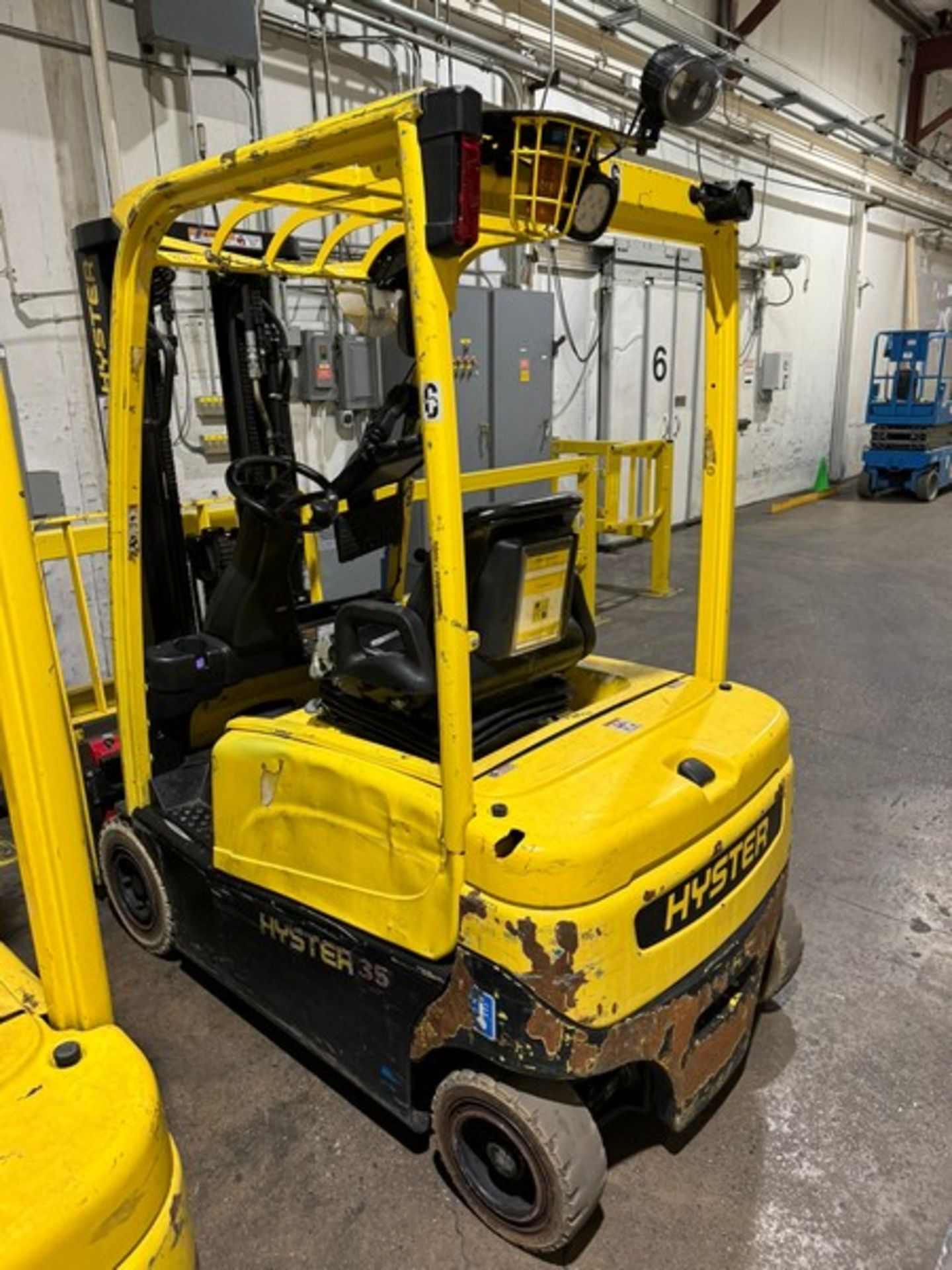 Hyster 3,450 lb. Electric Sit-Down Forklift, - Image 4 of 7