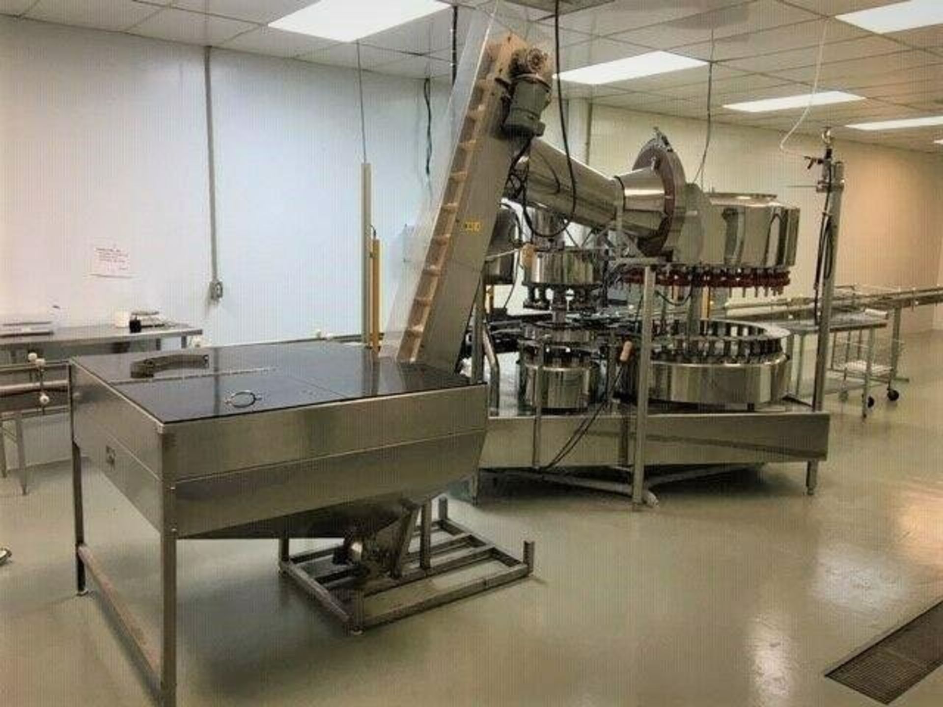 Fogg Filling Line construction 1990 Model 24-D-LH, With Bottle Unscrambler, Conveyor Filler, Cap