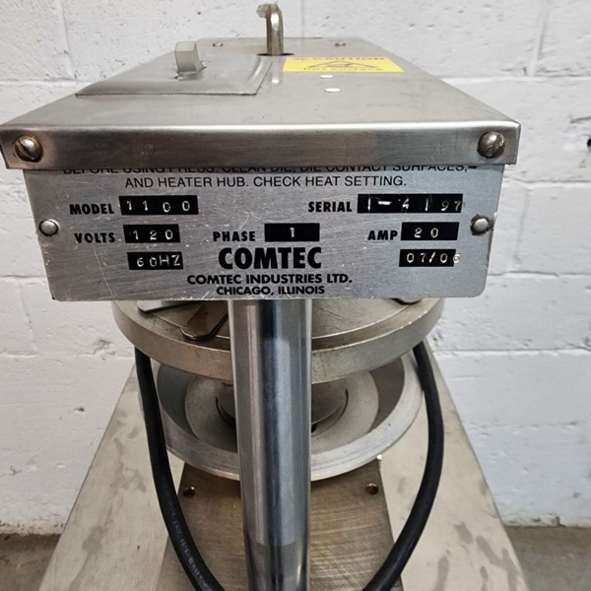 Comtec pie press model 1100 120 volts in good working condition (Item #103T) (Simple loading Fee $ - Bild 5 aus 6