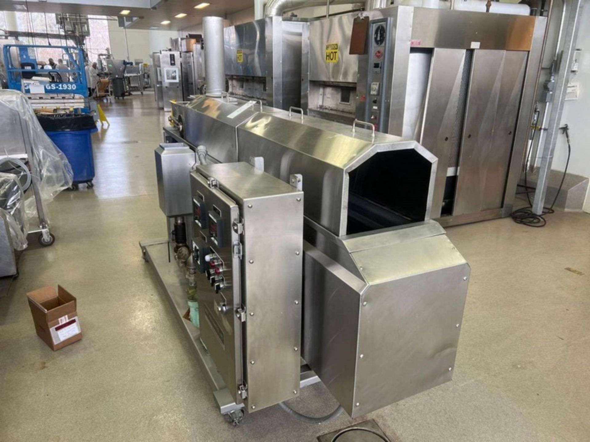 Heat and Control Fryer Used Heat and Control Continuous Fryer with: Conveyor dimensions: -- - Image 10 of 12