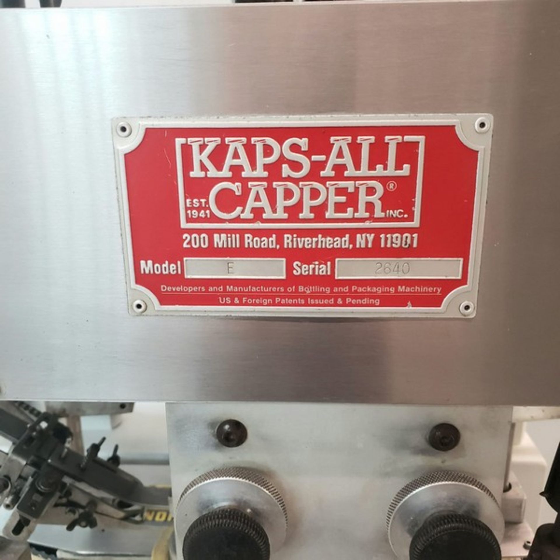 Kaps-All capper Model E. With feeder system Model FSRF-24 in good working condition 120 volts 1 - Image 7 of 12
