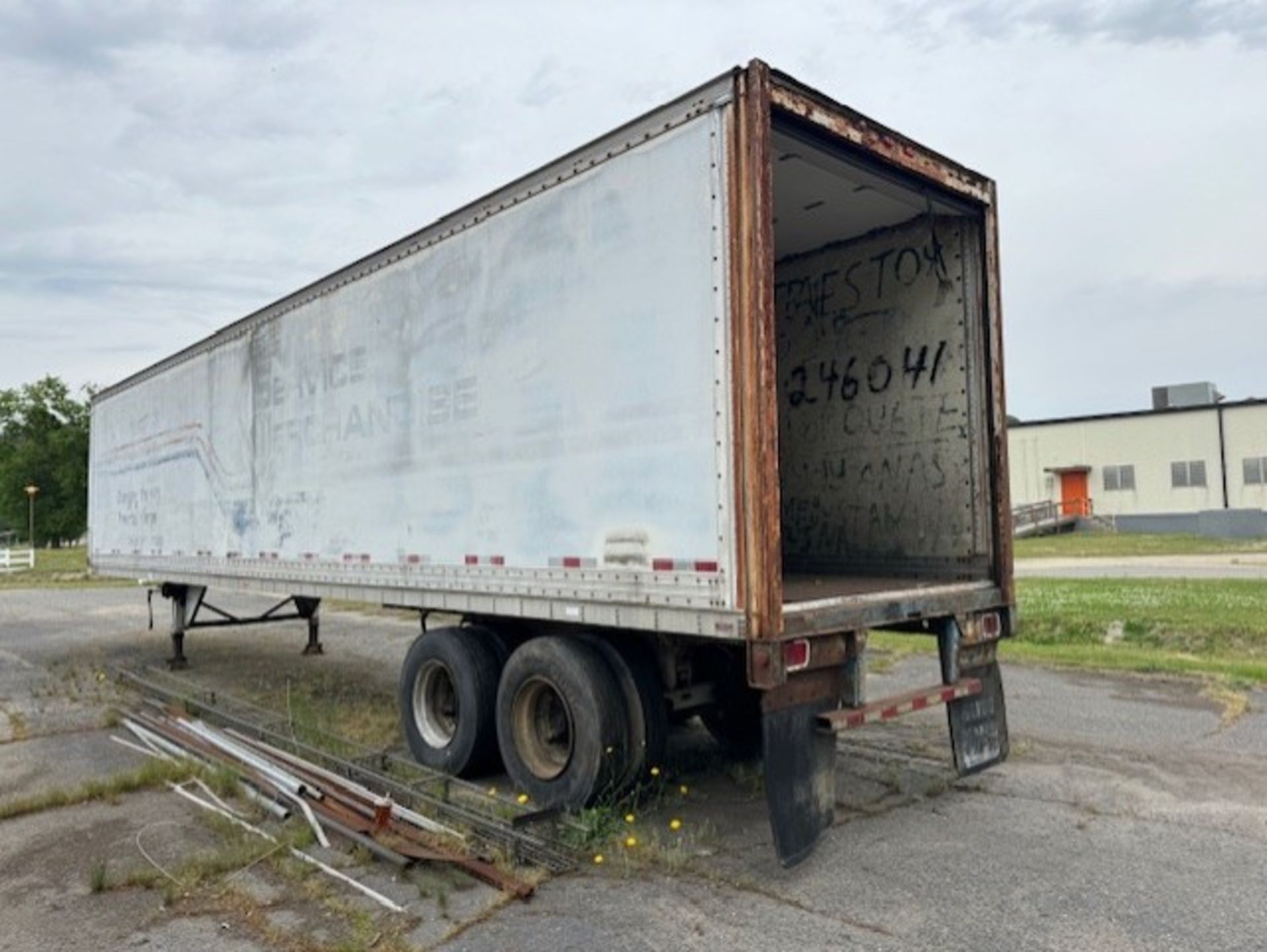 Aprox. 53 ft. Dry Van Trailer with Like New Roll Up Door (NOTE: Currently Not Road Worthy; Sold - Image 3 of 4