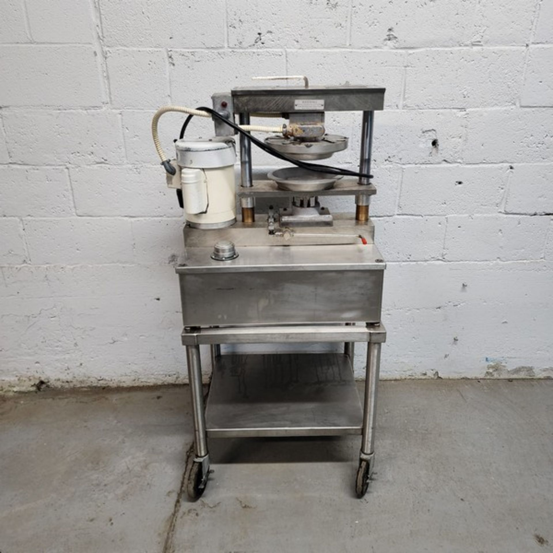 Comtec pie press model 1100 120 volts in good working condition (Item #103T) (Simple loading Fee $