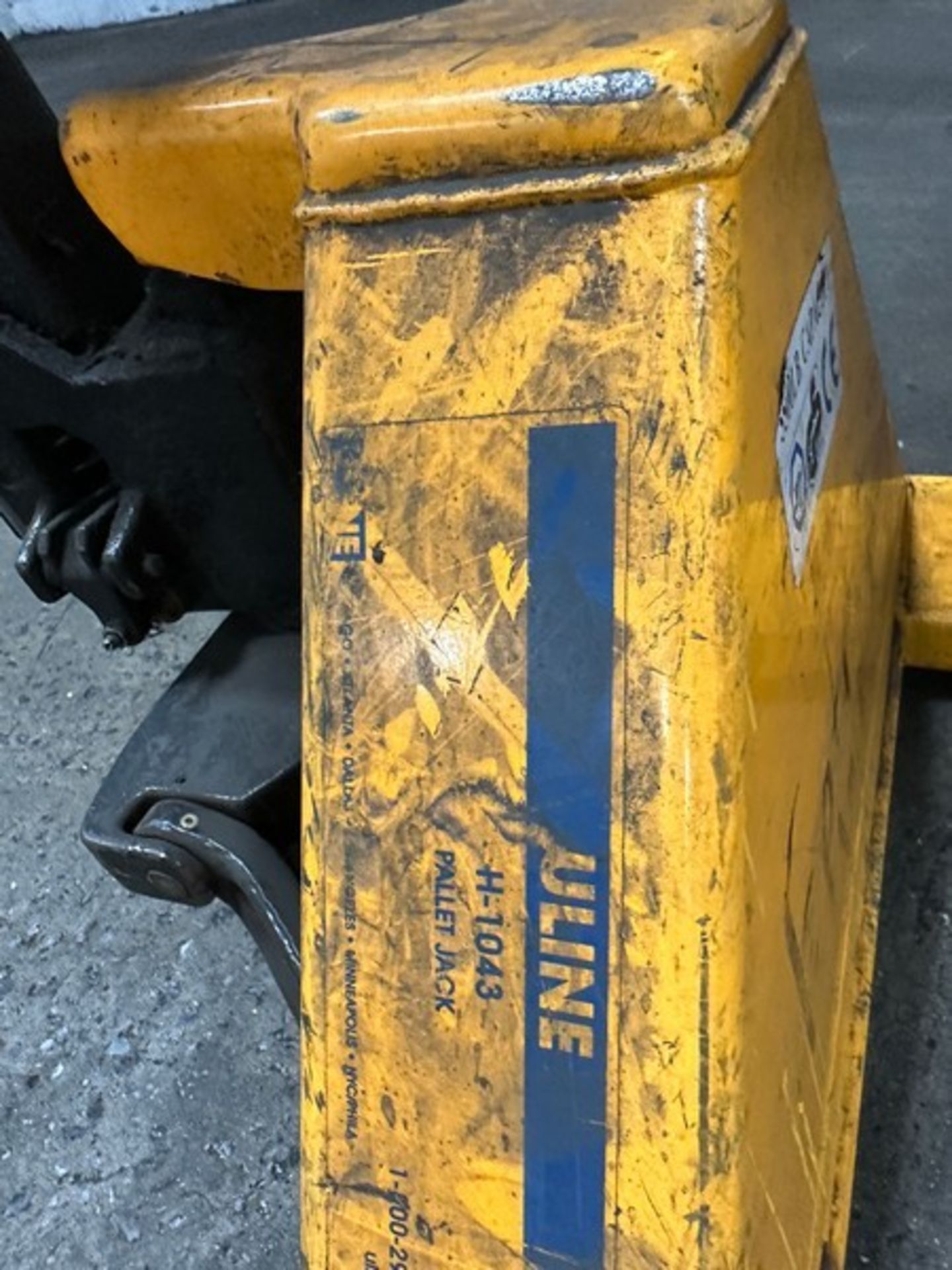 Pallet Jacks: LOT (3pcs)-Damage to frames -c pics These all have some frame damage, can possibly - Bild 4 aus 7