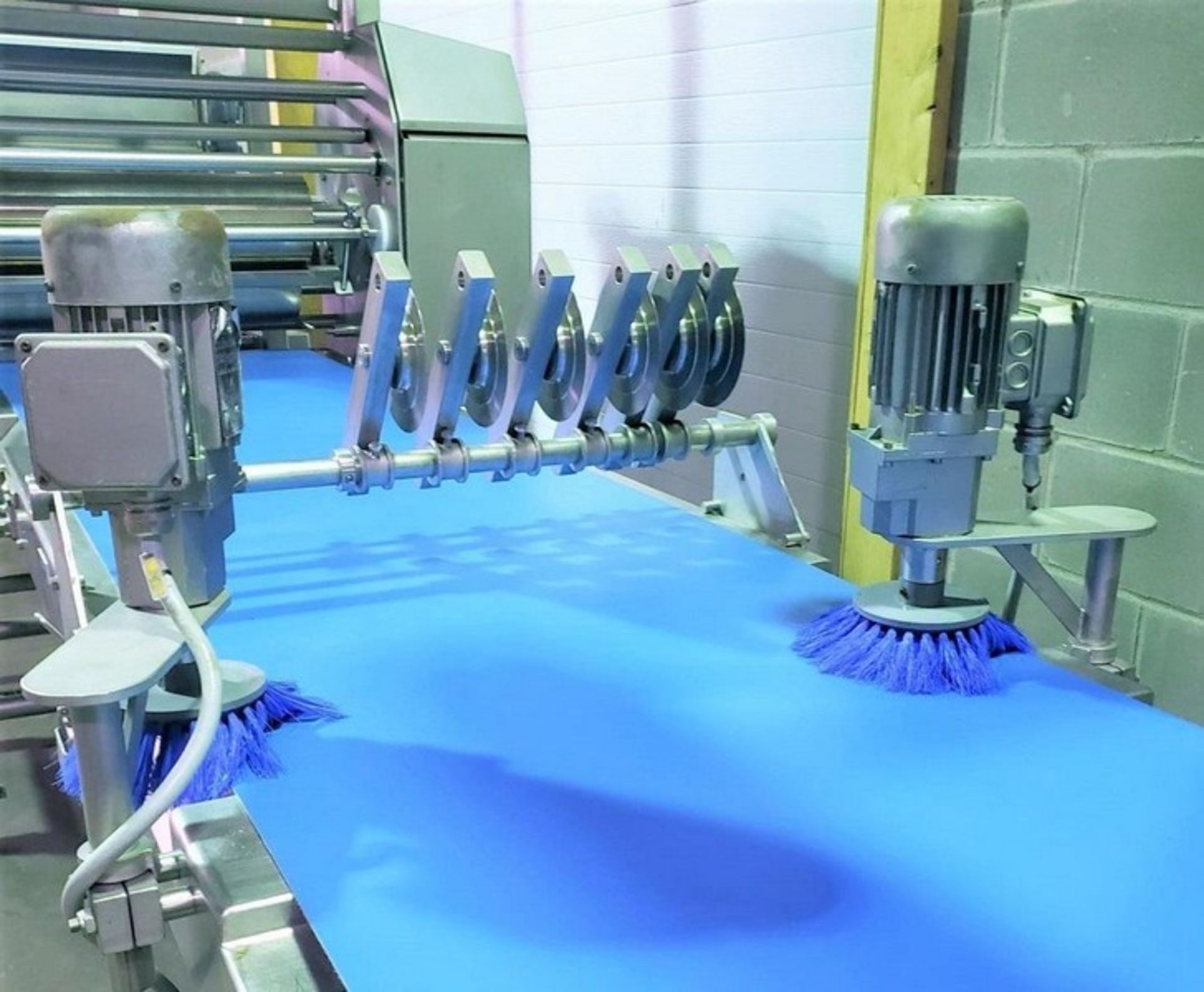 Tromp Bakery Line multi-purpose S/S Combines Dough and Flour Depositin, With Roller Sheeting, Fold - Image 6 of 11