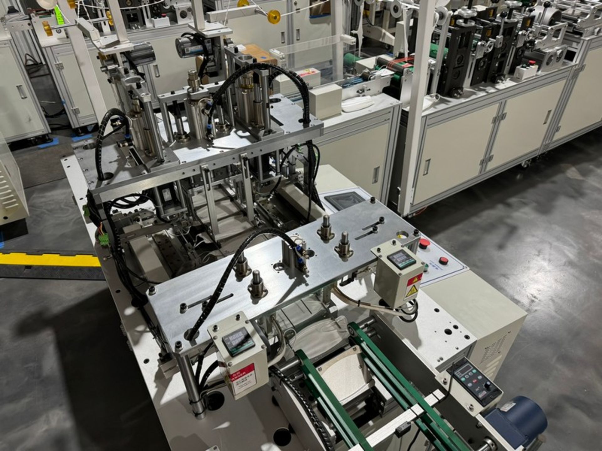 2022 KYD Automatic 6,000 Units Per Hour Mask Manufacturing Line, Includes Unwinding Station, Rolling - Image 7 of 30