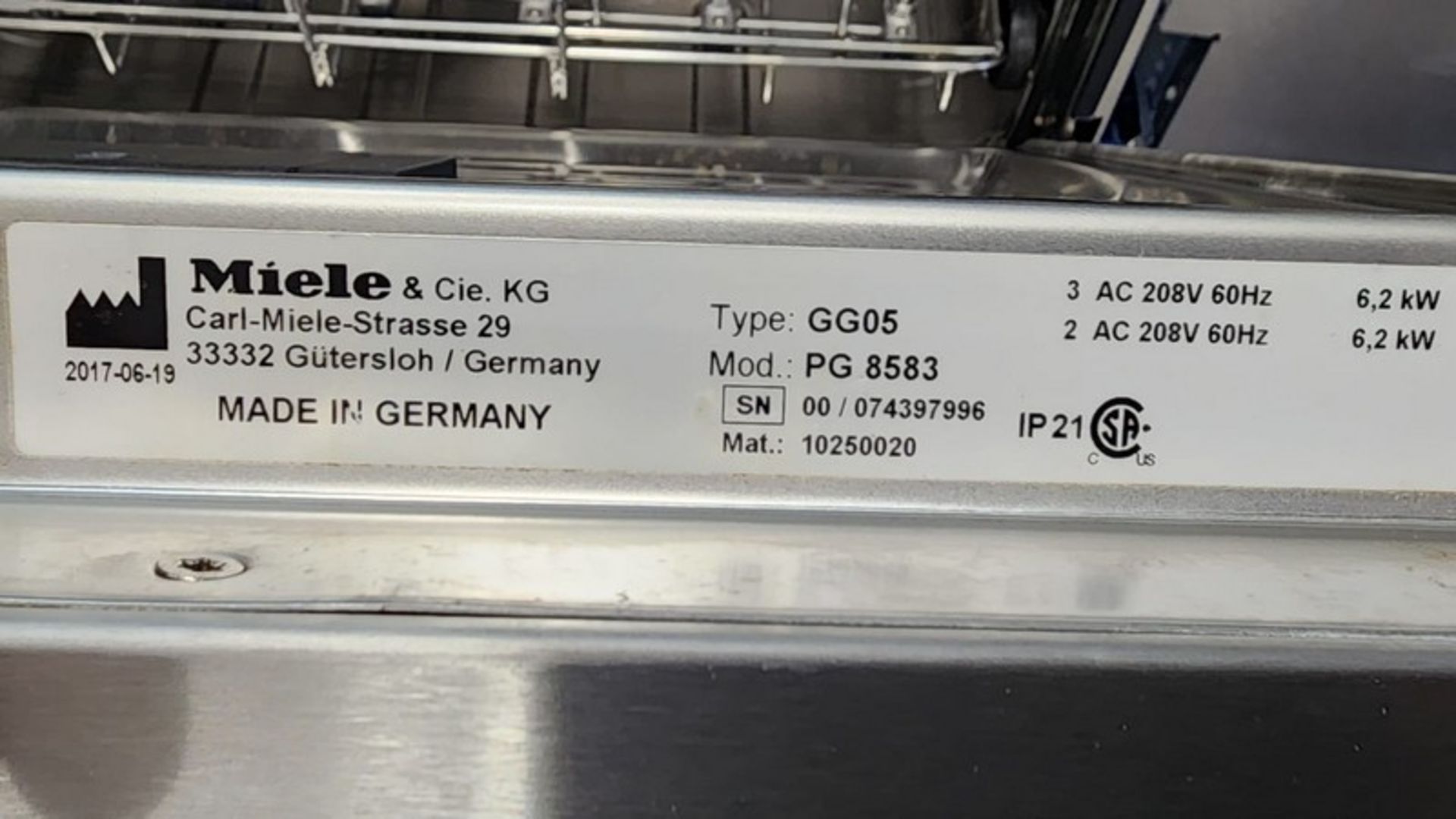 Miele Commercial (Lab.) Dishwasher high-quality Model PG 8583. Electric specifications: 208 volts, - Bild 3 aus 6