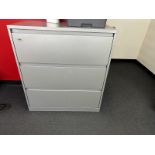 Filing Cabinets: LOT (2) 18"x36" x 40" h grey (Located East Rutherford, NJ) (NOTE: REMOVAL 2-DAYS