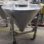 Hopper\Tank conic 55'' Diameter x 48''tall 24'' dia. Cover 6 inch butterfly bottom valve outlet.Made