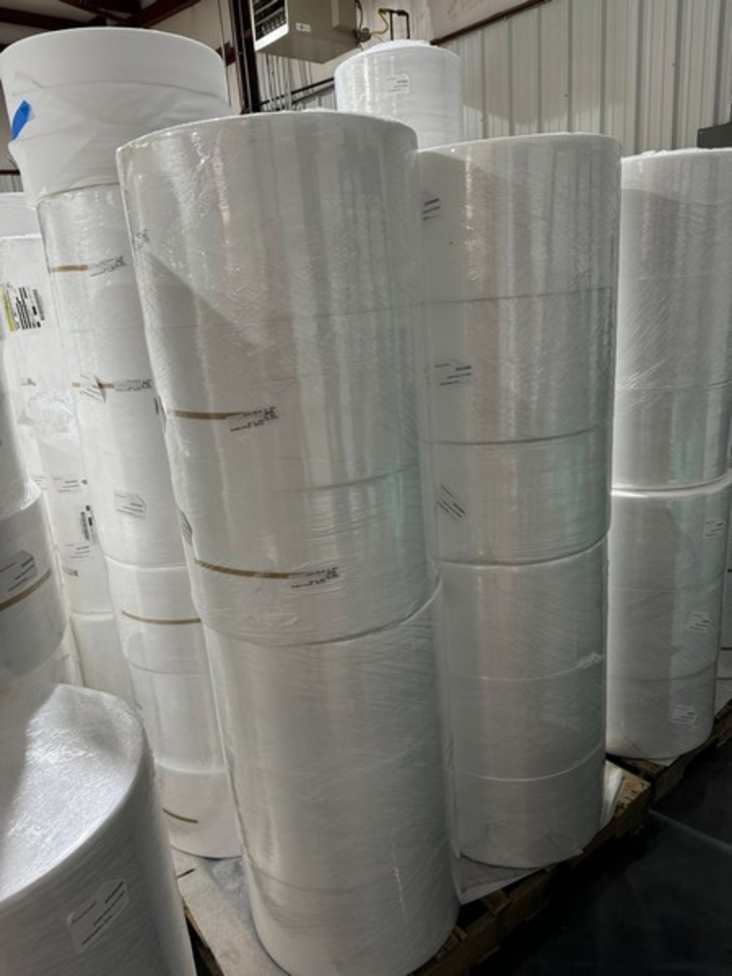 (96) Rolls of NEW Spun Bond, On 4-Pallets (LOCATED IN MOUNT HOME, AR) - Image 3 of 6