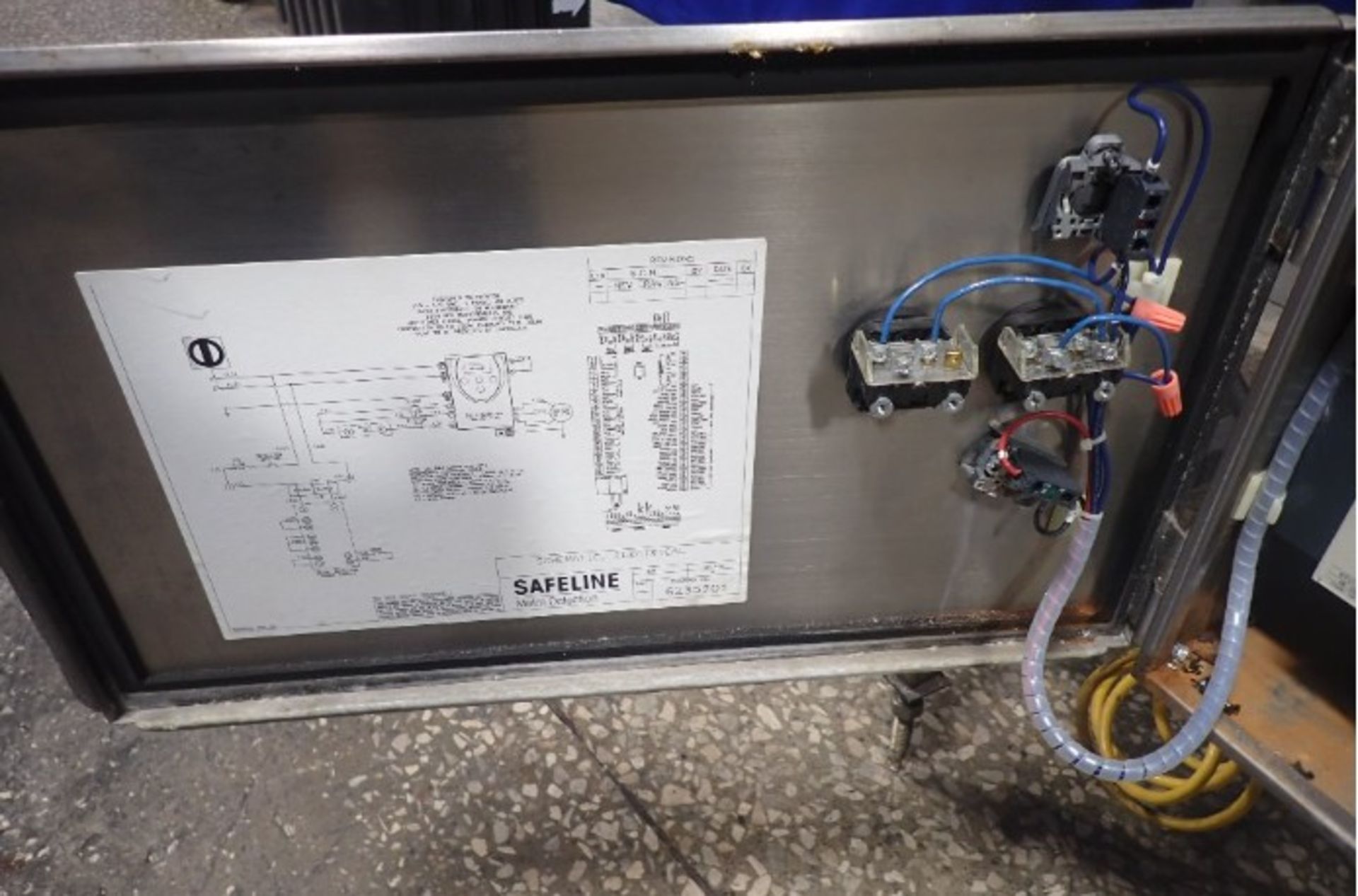 Safeline Mettler Toledo S/S Sanitary Metal Detector, Model R-PRO, S/N 107068, Mfg. 2016, Opening - Image 6 of 7