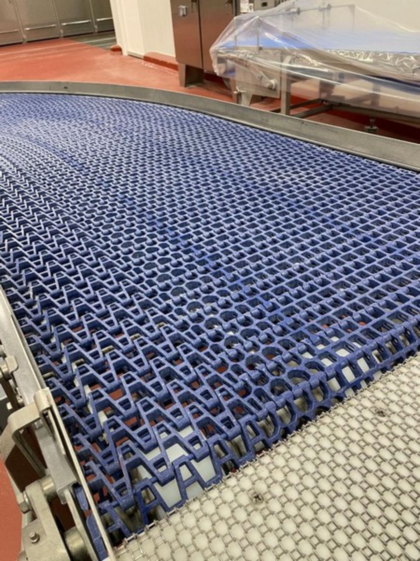Aprox. 36" W x 90 Degree Blue Intralox Belt Conveyor, 17 foot from Corner to Corner with 2" Side - Image 7 of 7