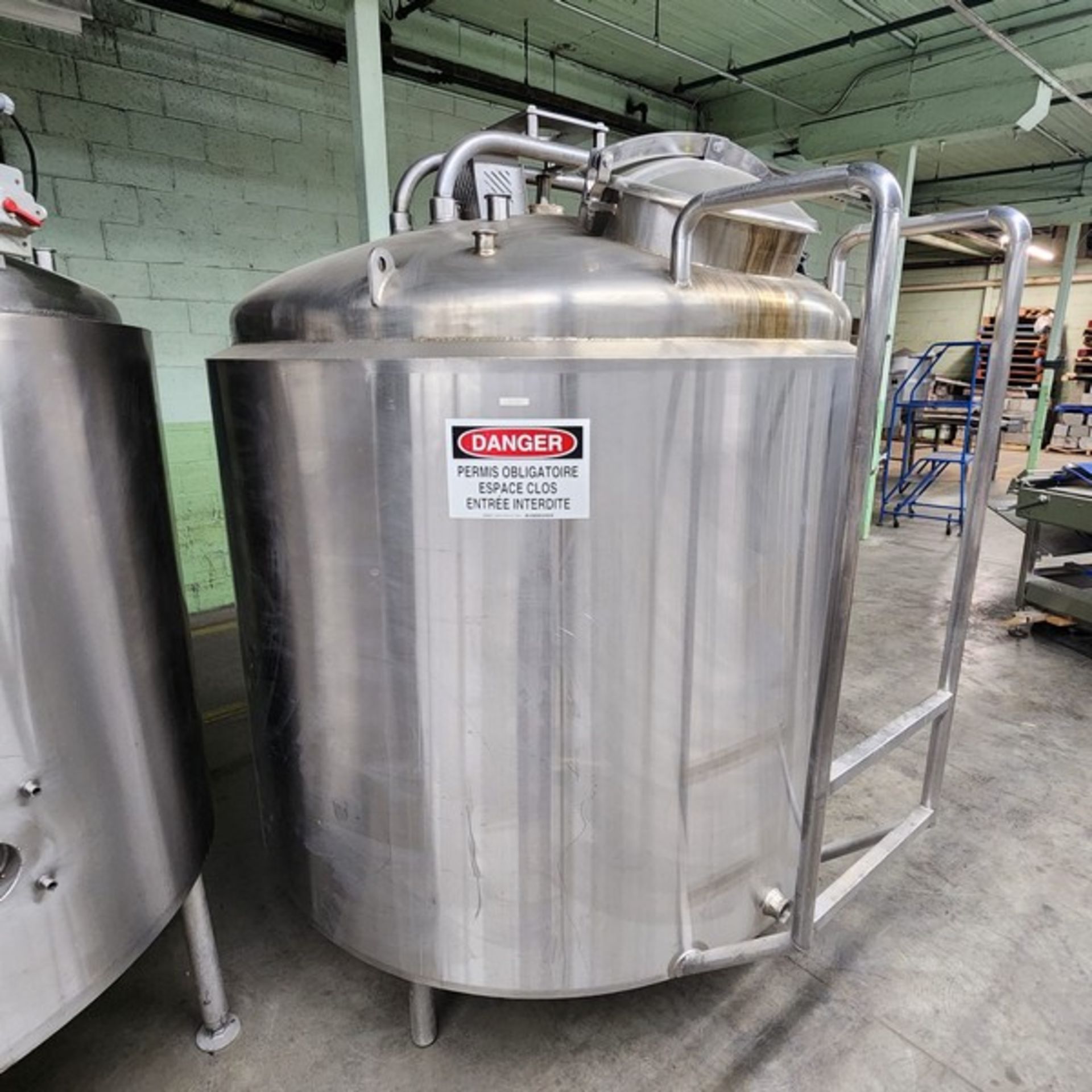 Cooling mixing tank 316 Stainless steel capacity of 750 usg motor\gearbox is missing (Item #102U) (