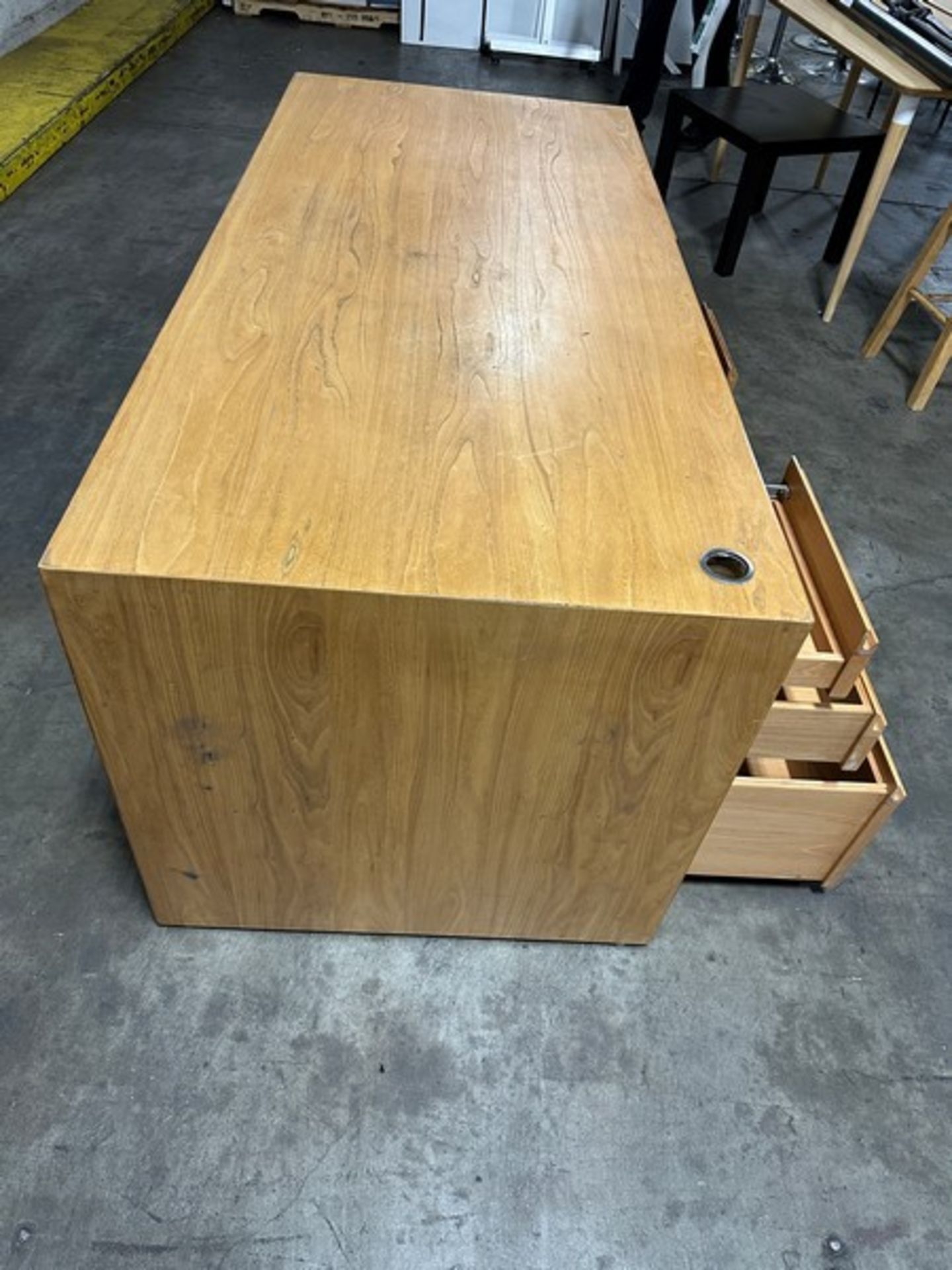 Desks: LOT (7pcs) 66" x 30" x 29"h (Located East Rutherford, NJ) (NOTE: REMOVAL 2-DAYS ONLY - Image 4 of 4