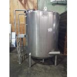 A & B 824 Gal. S/S Process Tank Model 800 GVSST, S/N 50916301, Enclossed, Aprox. 60 x 72, Year