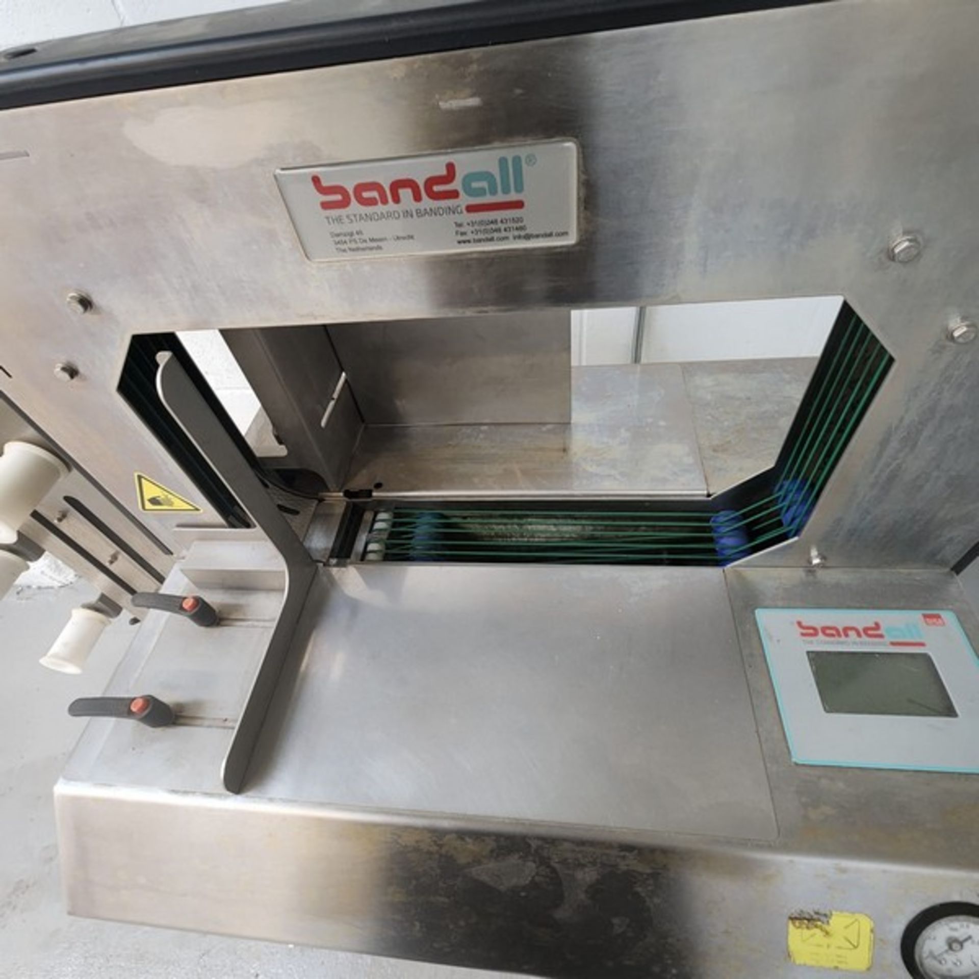 Semi-automatic Band all year 2018 bandind machine replacement cost $30k work in 120 volts 1 phase ( - Bild 4 aus 5