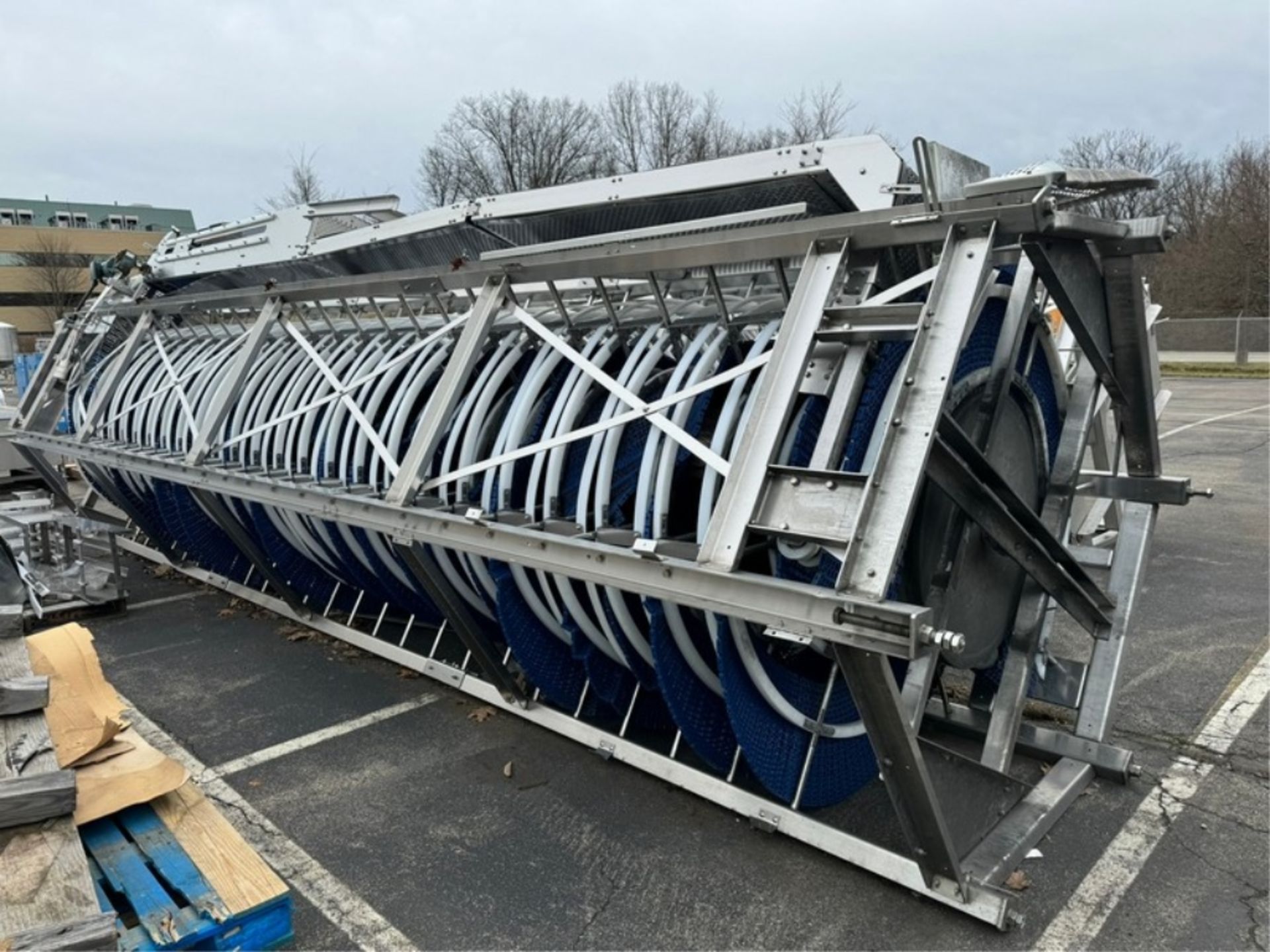 Spiral Conveyor System, Overall Height: Aprox. 27 ft. H x 16" W Conveyor Chain, with Top Mounted - Image 6 of 9
