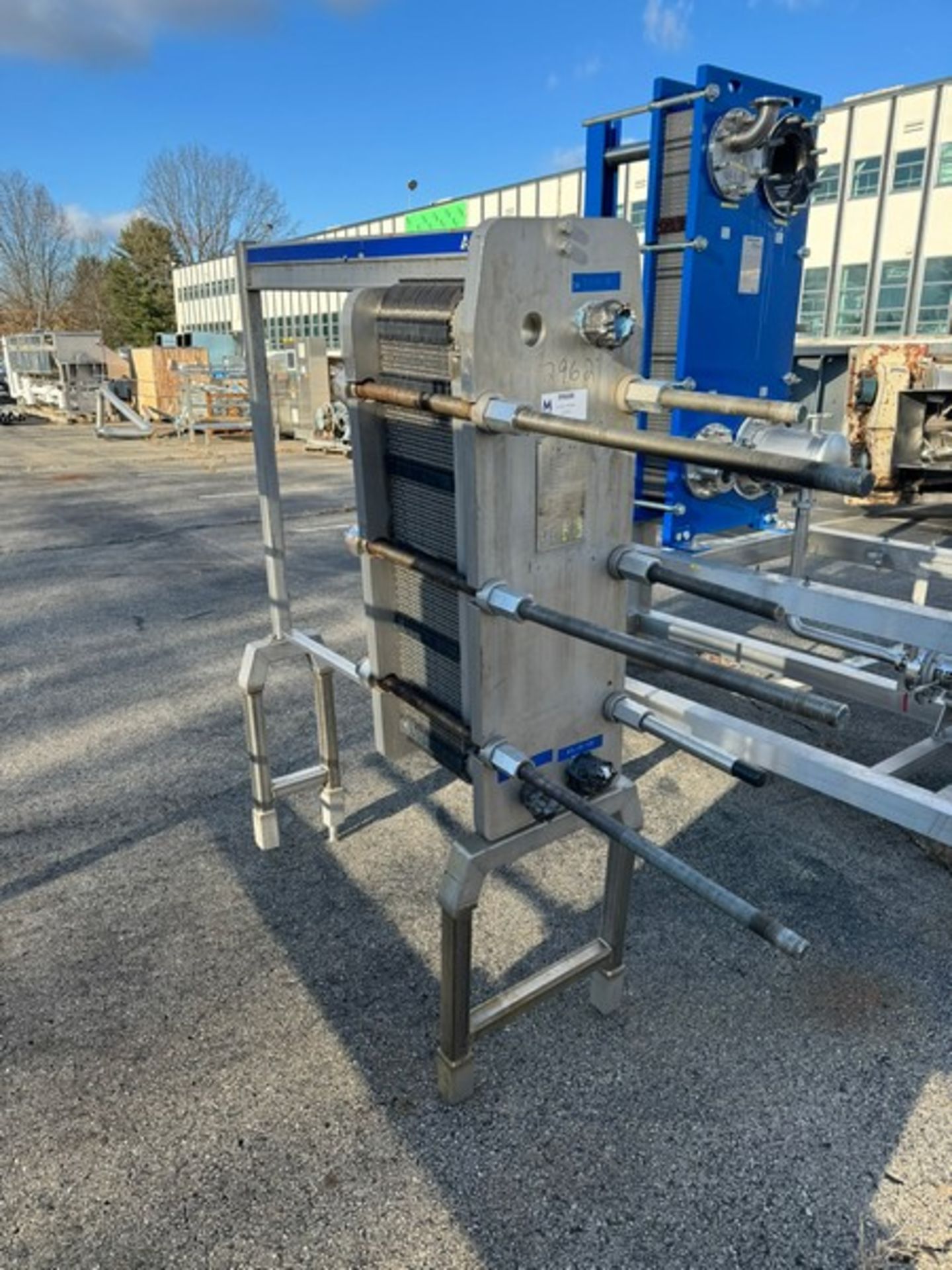 Tetra Pak 2-Sections S/S Plate Heat Exchanger, M/N 06-SH, S/N 30105-68984, MAWP 290 PSI @ 260 F, - Bild 2 aus 4