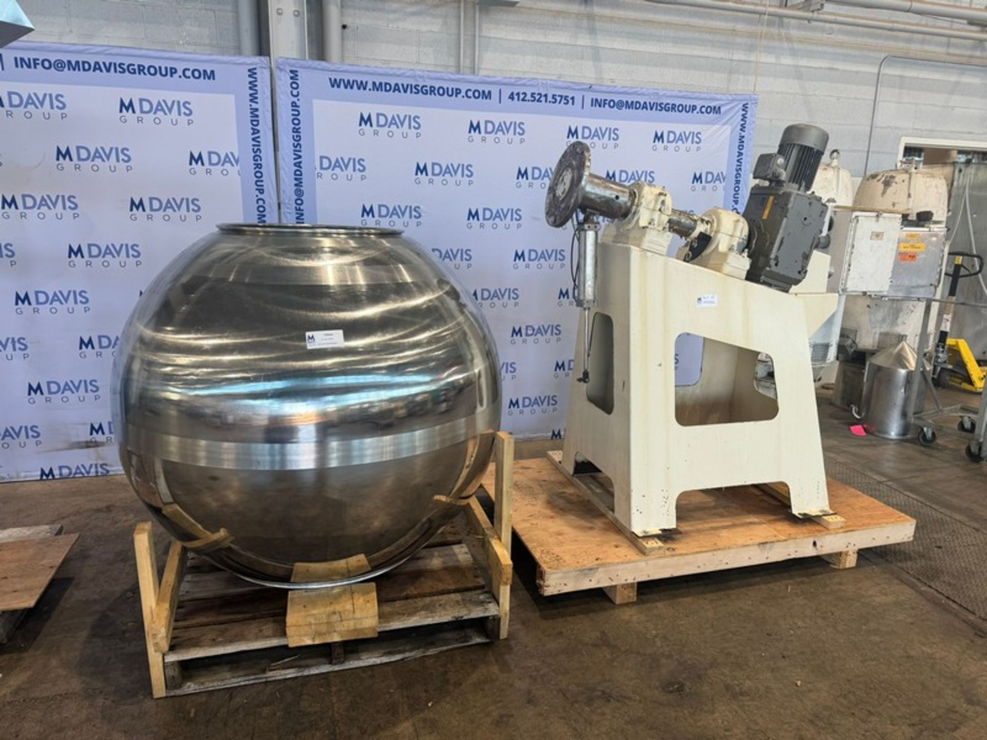 S/S Panning Ball, with Base, Includes 3 hp Agitation & Drive, with NORD Motor, 230/460 Volts,