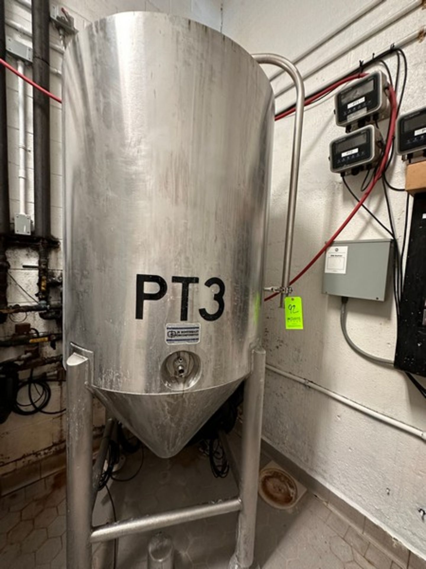 252 gallon Stainless Steel Cone bottom Mix Tank, built by JV NorthWest. Top entering slanted Sharp - Image 11 of 18