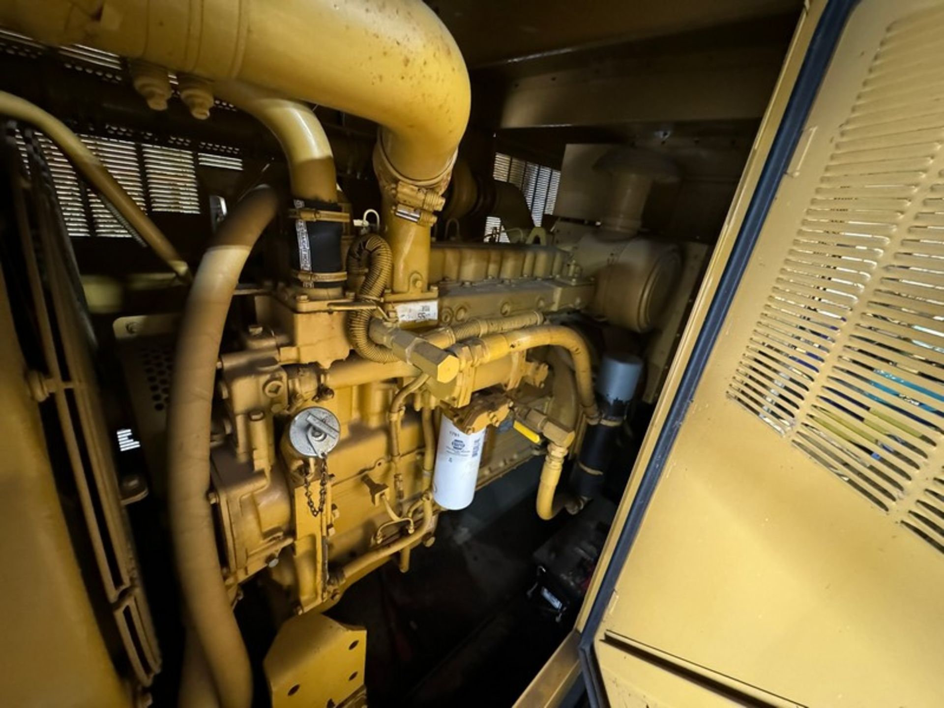 CAT 3306 Generator, S/N 9NR05455, 285 KW, with Bottom Mounted Fuel Tank (LOCATED IN GLOUCESTER, MA) - Image 8 of 12