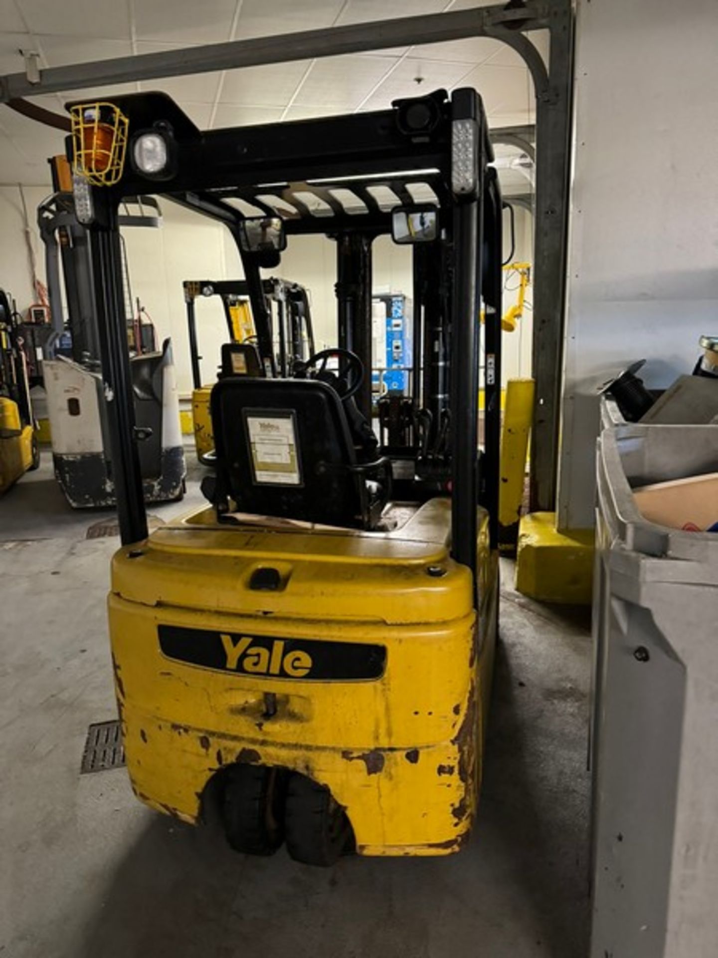 YALE 3,450 lb. Sit-Down Electric Forklift - Image 4 of 7