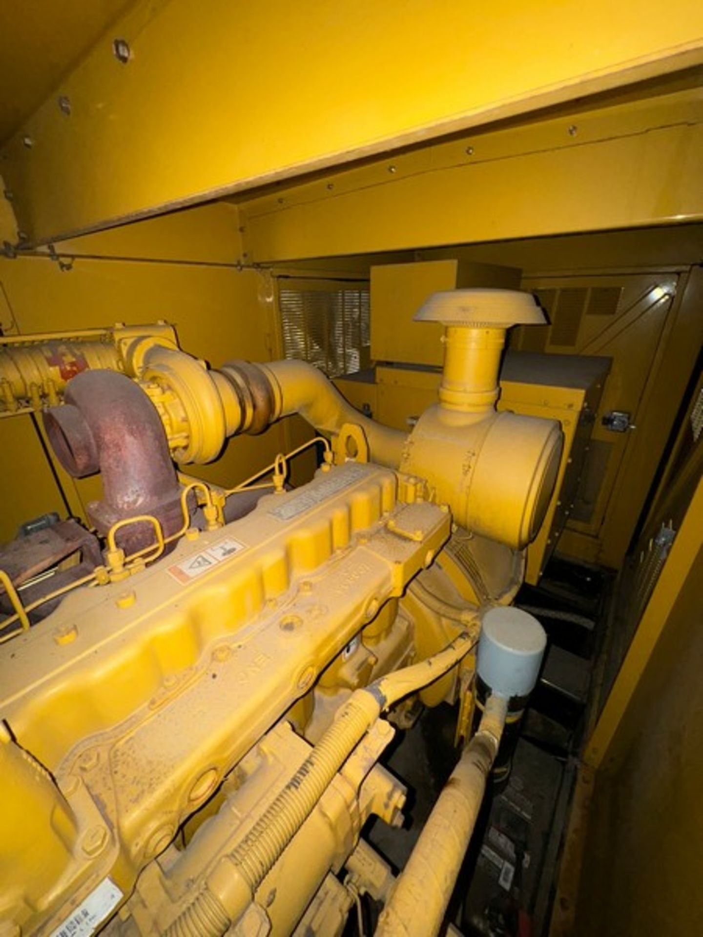 CAT 3306 Generator, S/N 9NR05455, 285 KW, with Bottom Mounted Fuel Tank (LOCATED IN GLOUCESTER, MA) - Image 5 of 12
