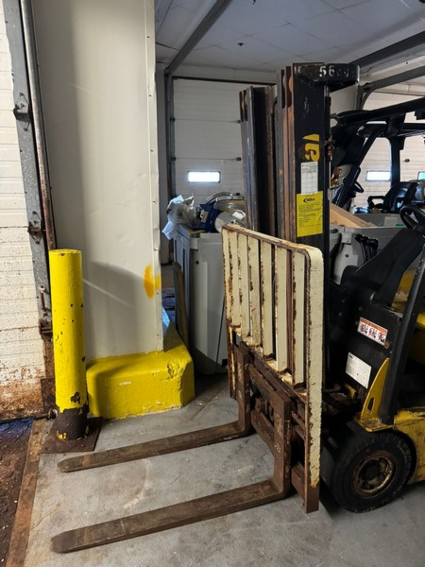 YALE 3,450 lb. Sit-Down Electric Forklift - Image 5 of 7