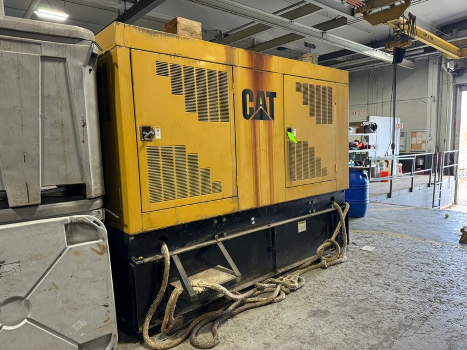 CAT 3306 Generator, S/N 9NR05455, 285 KW, with Bottom Mounted Fuel Tank (LOCATED IN GLOUCESTER, MA) - Image 4 of 12