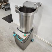 Sausage Stuffer OMCAN 110 volts 60 hz, 2,25 hp, 1ph. (Simple Loading Fee $300) (Located