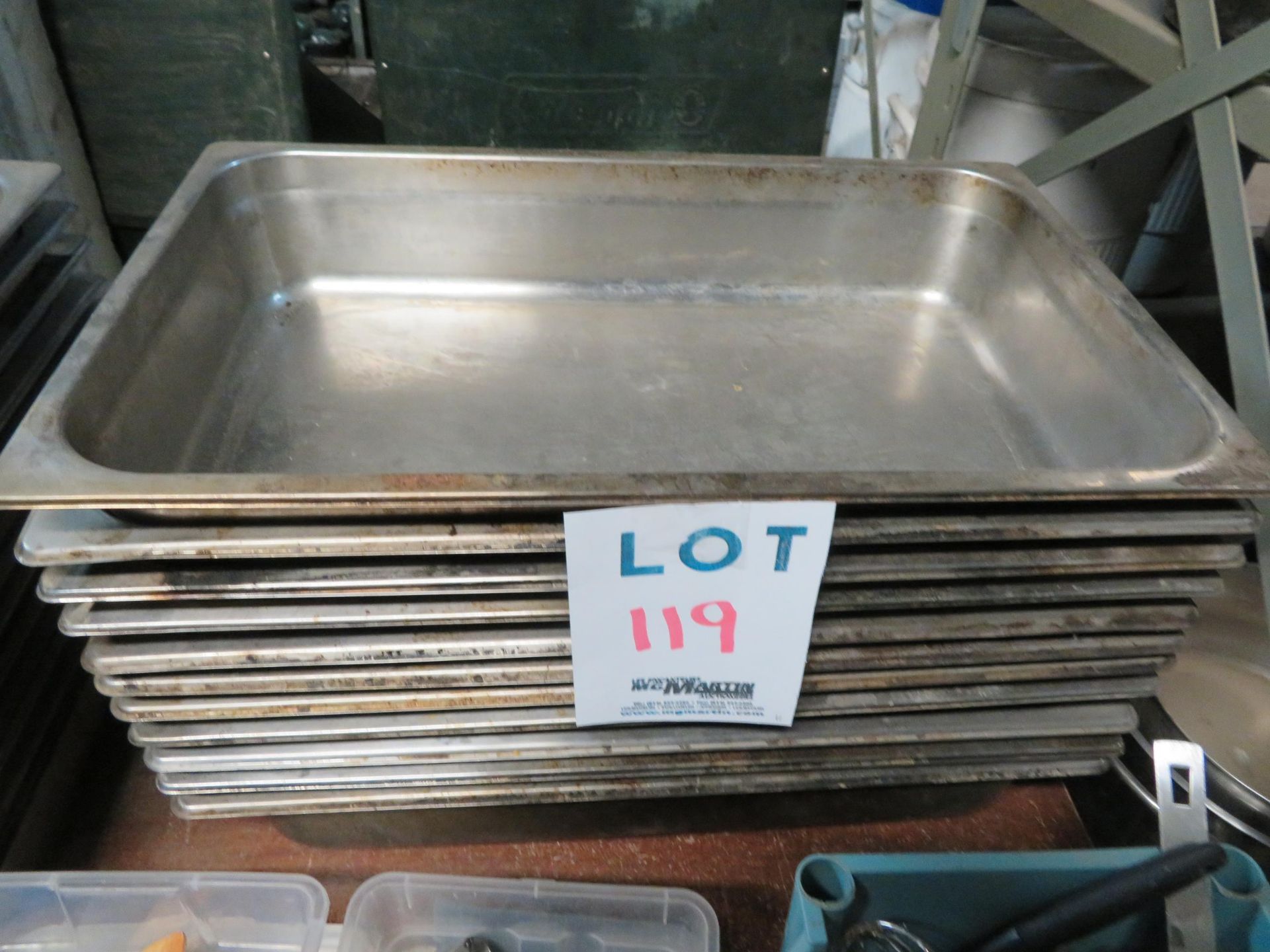 LOT including stainless steel containers approx. 21" x 13" (qty 11)