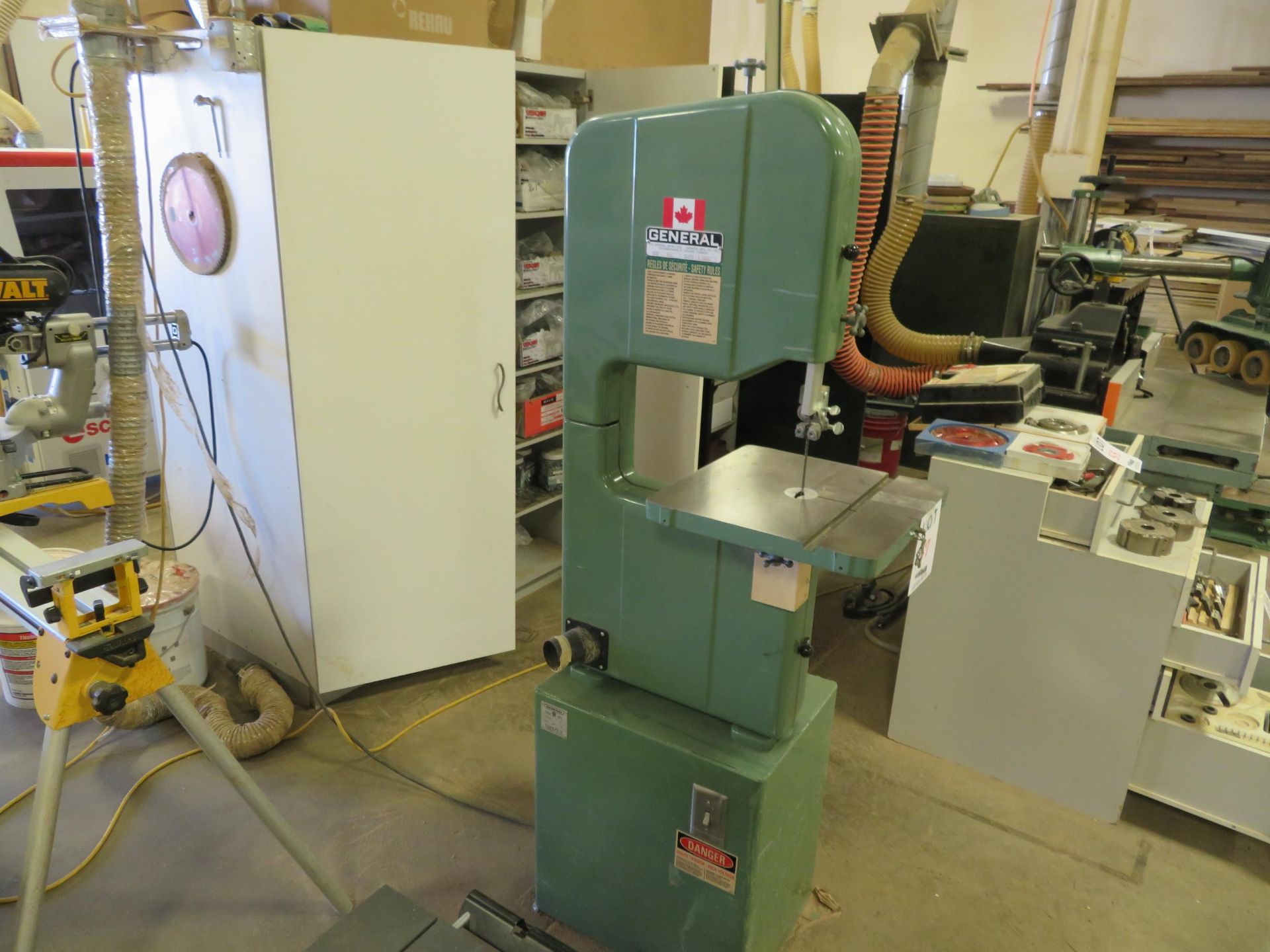 GENERAL band saw, Mod# 490. 3/4 HP, 115 Volt, 60 HZ, 1 PH - Image 4 of 4