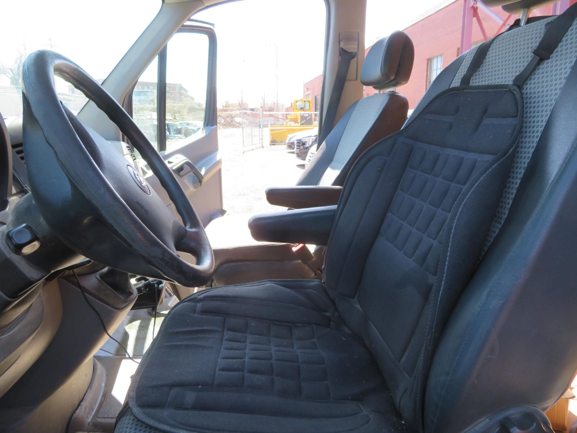 DODGE Sprinter 2007 CRD, 170 000 KM, Diesel, 3.0 L, Automatic, 18ft long, air (walk-in) VIN: - Image 6 of 8